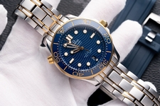 Omega Replica Watch Seamaster Demi Gold Black Dial VS Factory Demi Gold 42mm