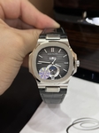 Patek Philippe Replica Watch Nautilus 5724R Gold Wrapped GR Factory 40mm