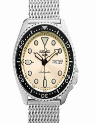 Seiko 5 Sports SRPE75K1