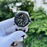 Audemars Piguet Replica Watches Royal Oak 15720ST Green Dial IP Factory 42mm