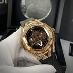 Hublot Replica Watch Classic Fusion Custom Full Moissanite Diamonds 42mm
