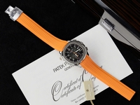 Patek Philippe Replica Watch Aquanaut 5067 Gray Dial Rubber Strap 35.6mm
