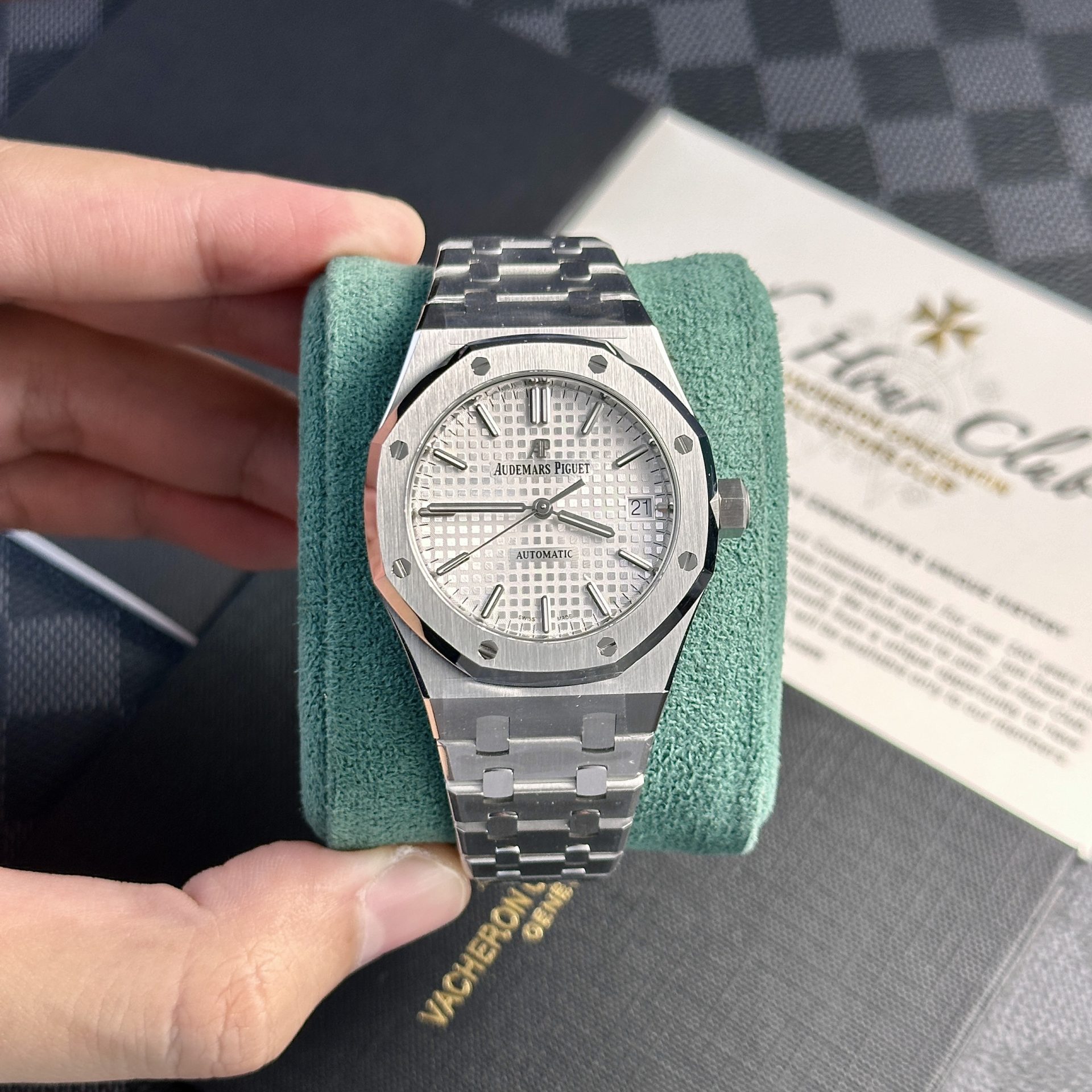 Audemars Piguet Royal Oak 26715ST Blue Dial Replica Watch ZF Factory 38mm