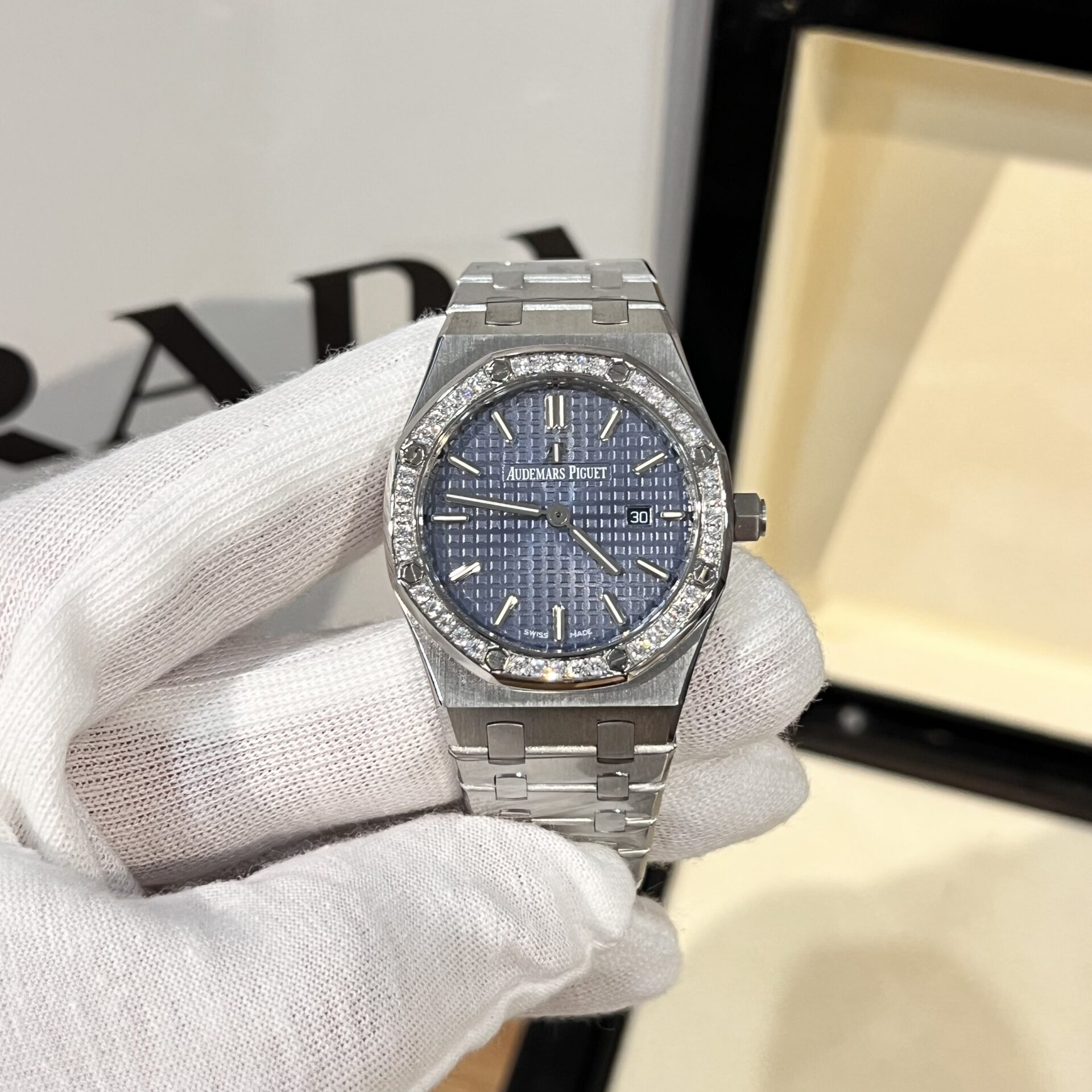 Audemars Piguet Replica Watch Royal Oak 15720ST Blue Dial IP Factory 41mm