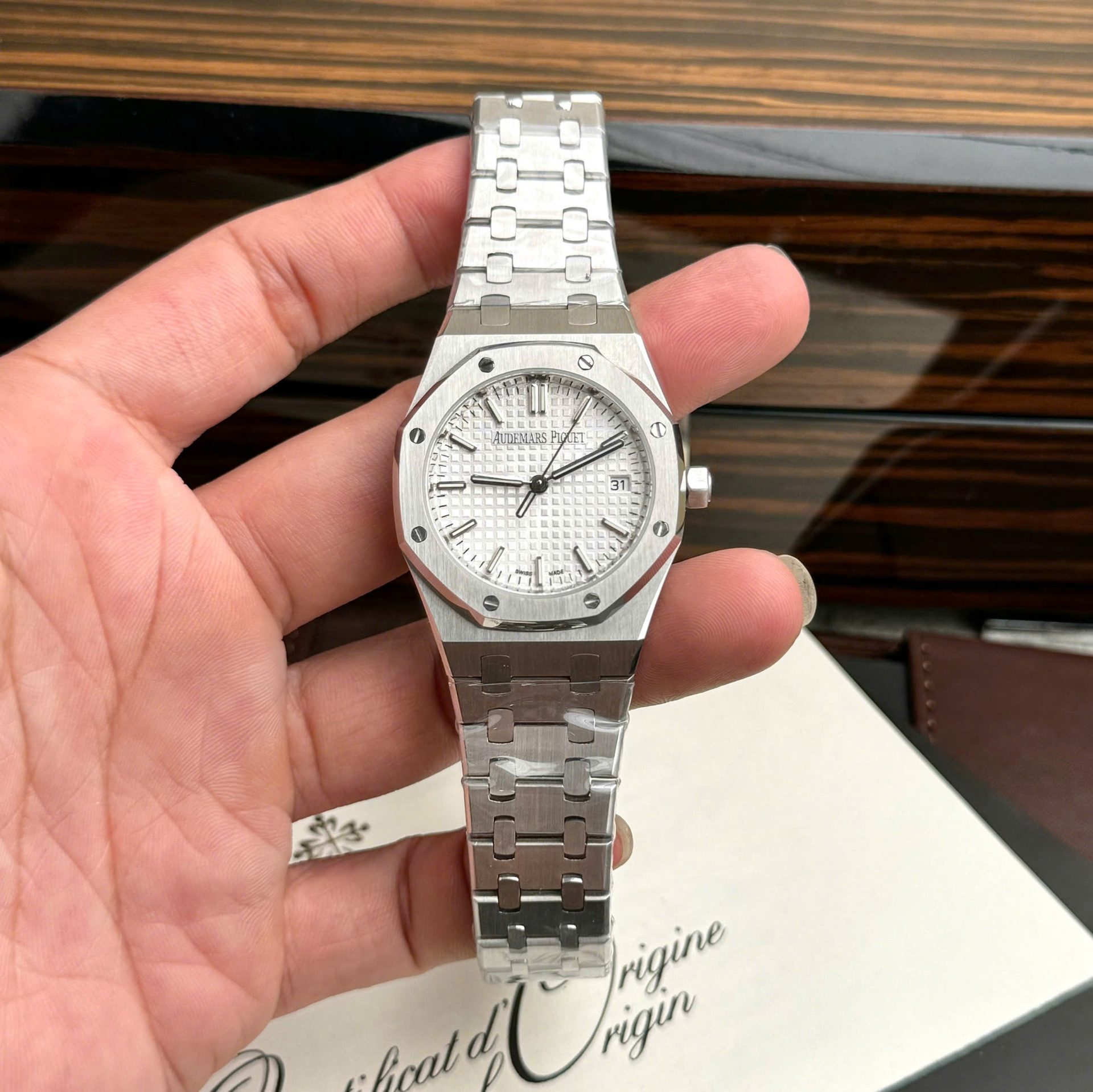 Audemars Piguet Replica Watch Royal Oak Blue Dial Metal Wire 34mm