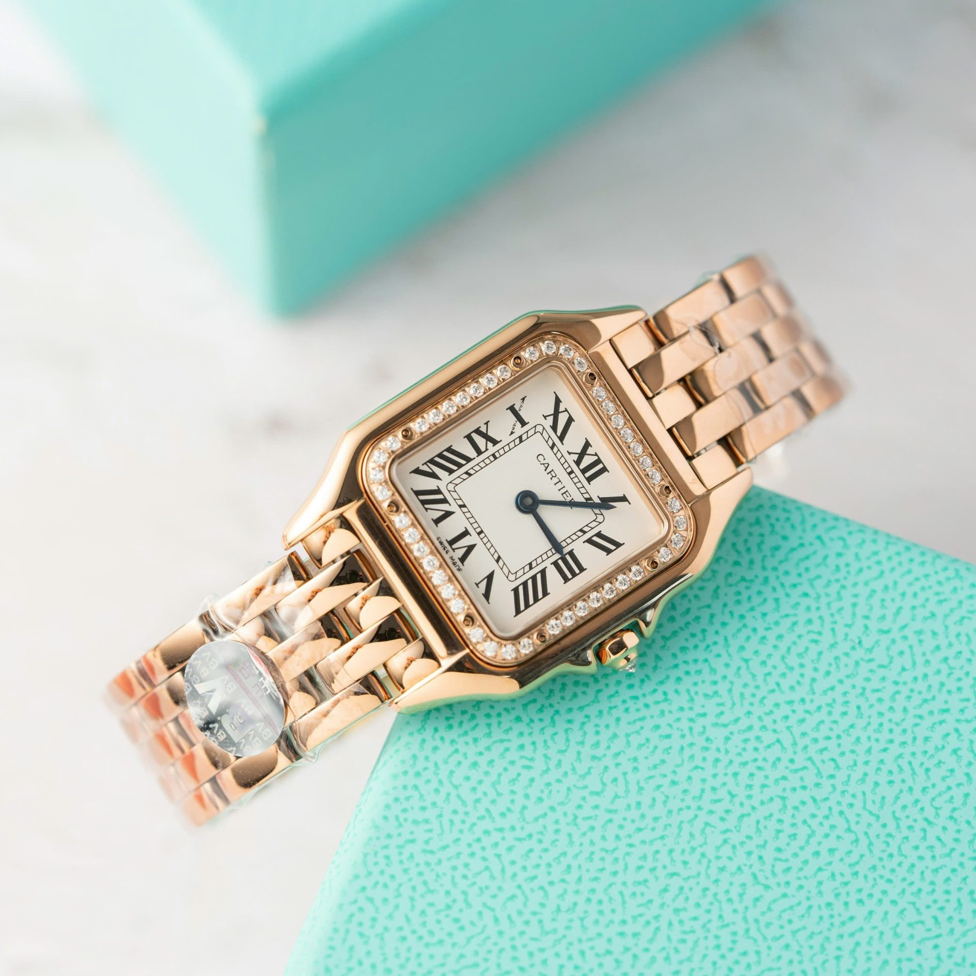 Cartier Replica Watch Santos Demi White Dial BV Factory 35.2mm