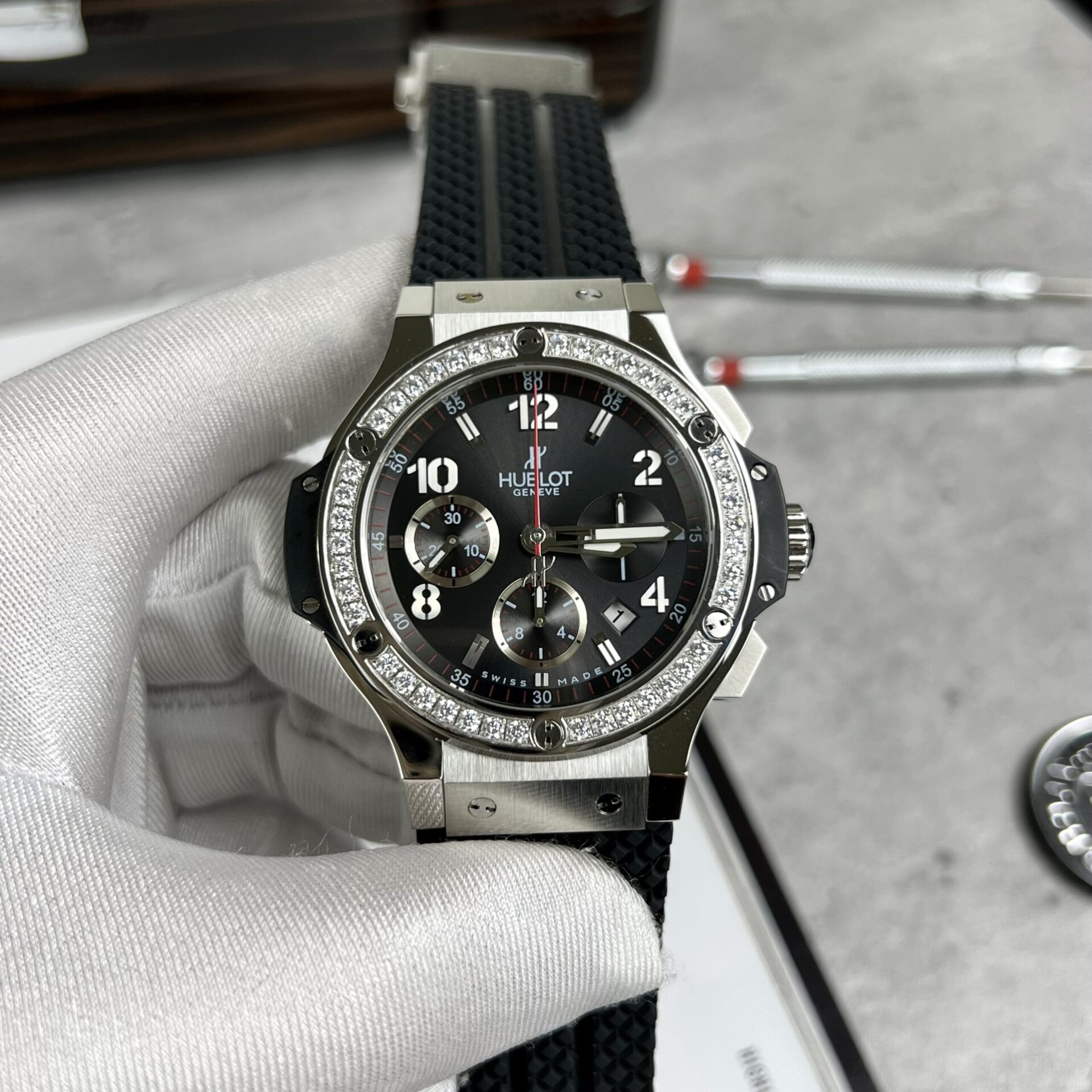 Hublot Fake Watch Big Bang Chronograph Blue Custom Moissanite Diamonds 44mm