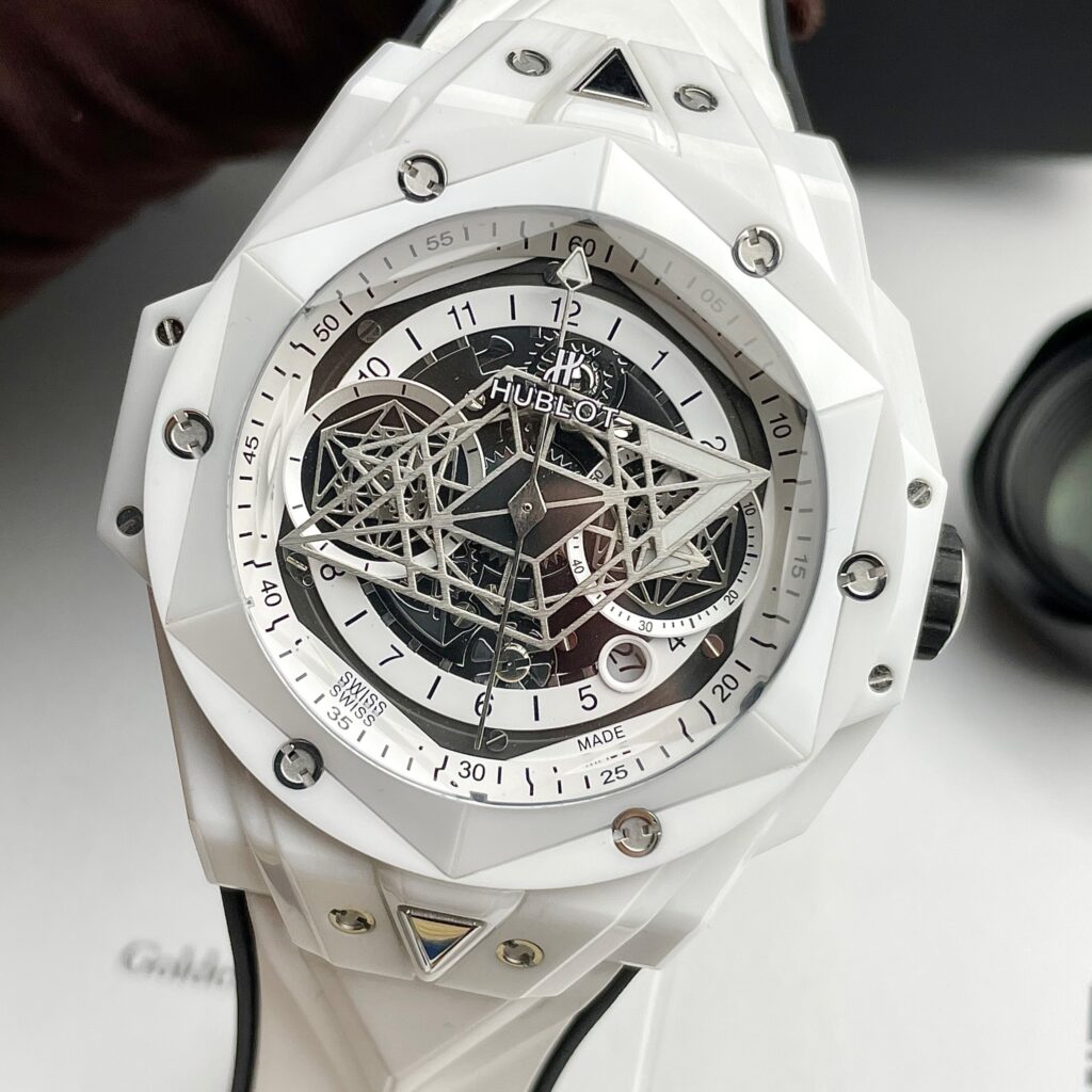 Hublot Fake Watches Big Bang Chronograph King Gold Black Dial 44mm