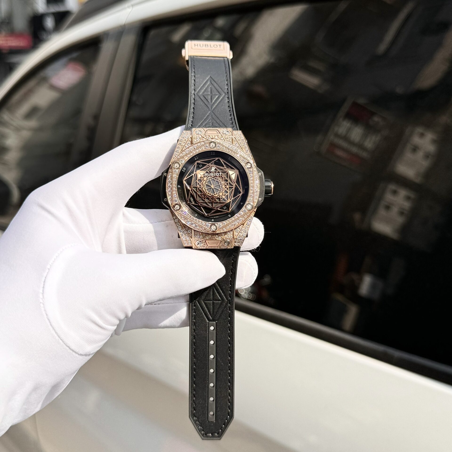 Hublot Replica Watch Orlinski Custom Demi Moissanite Diamonds 40mm