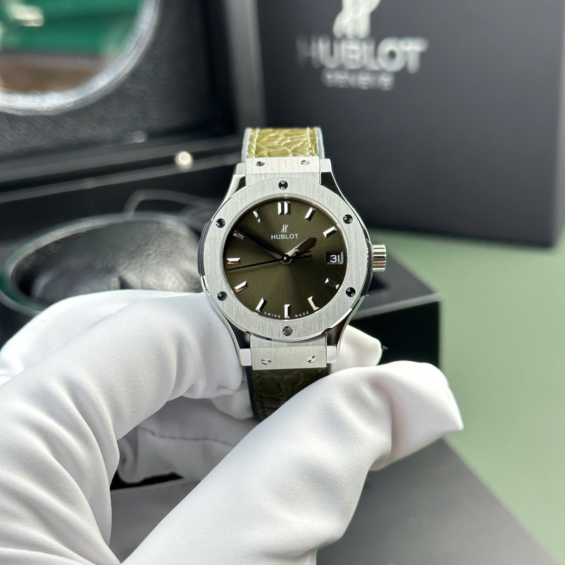 Hublot Replica Watch Big Bang One Click Custom Full Moissanite Diamonds 39mm