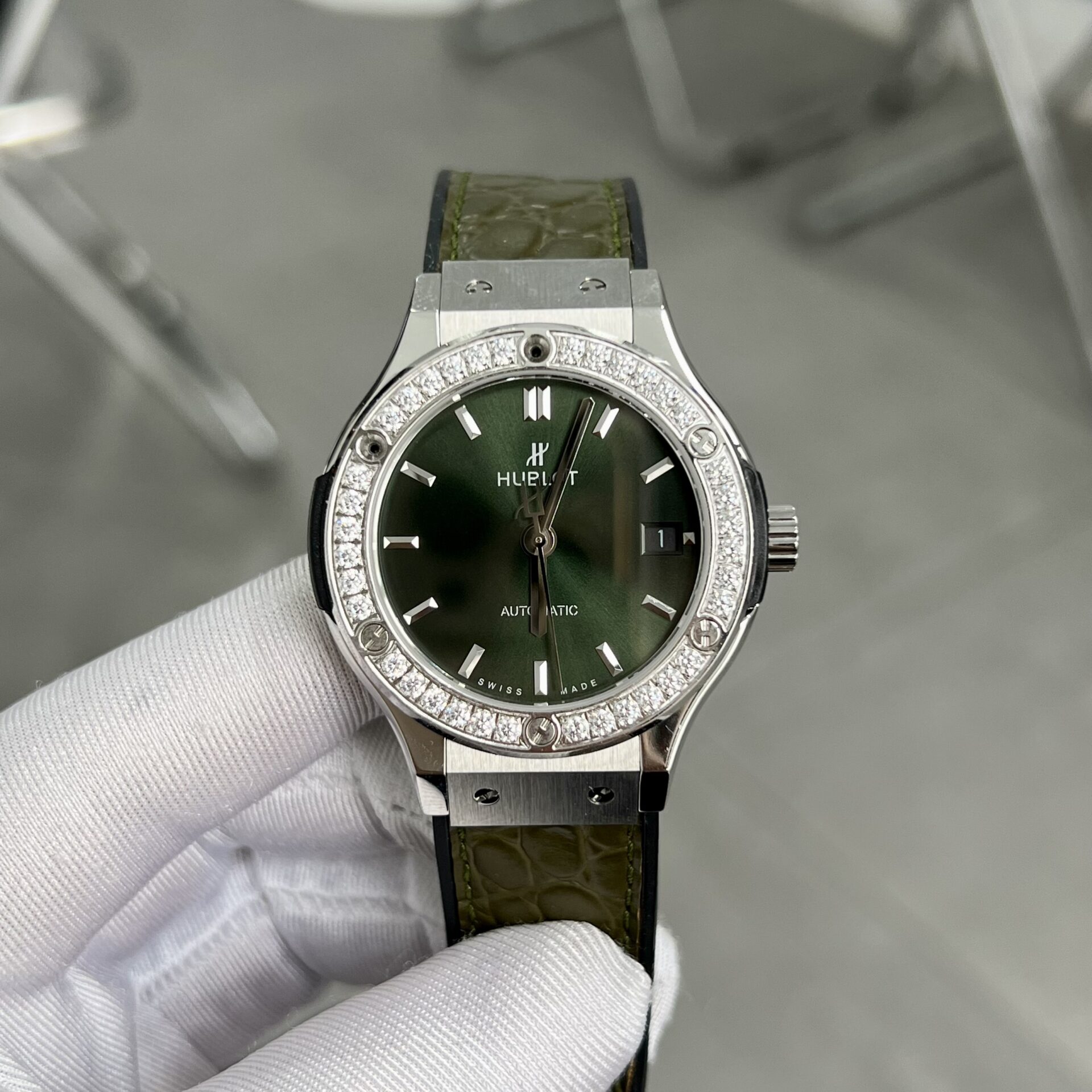 Hublot Replica Watch Classic Fusion Custom Full Moissanite Diamonds 42mm