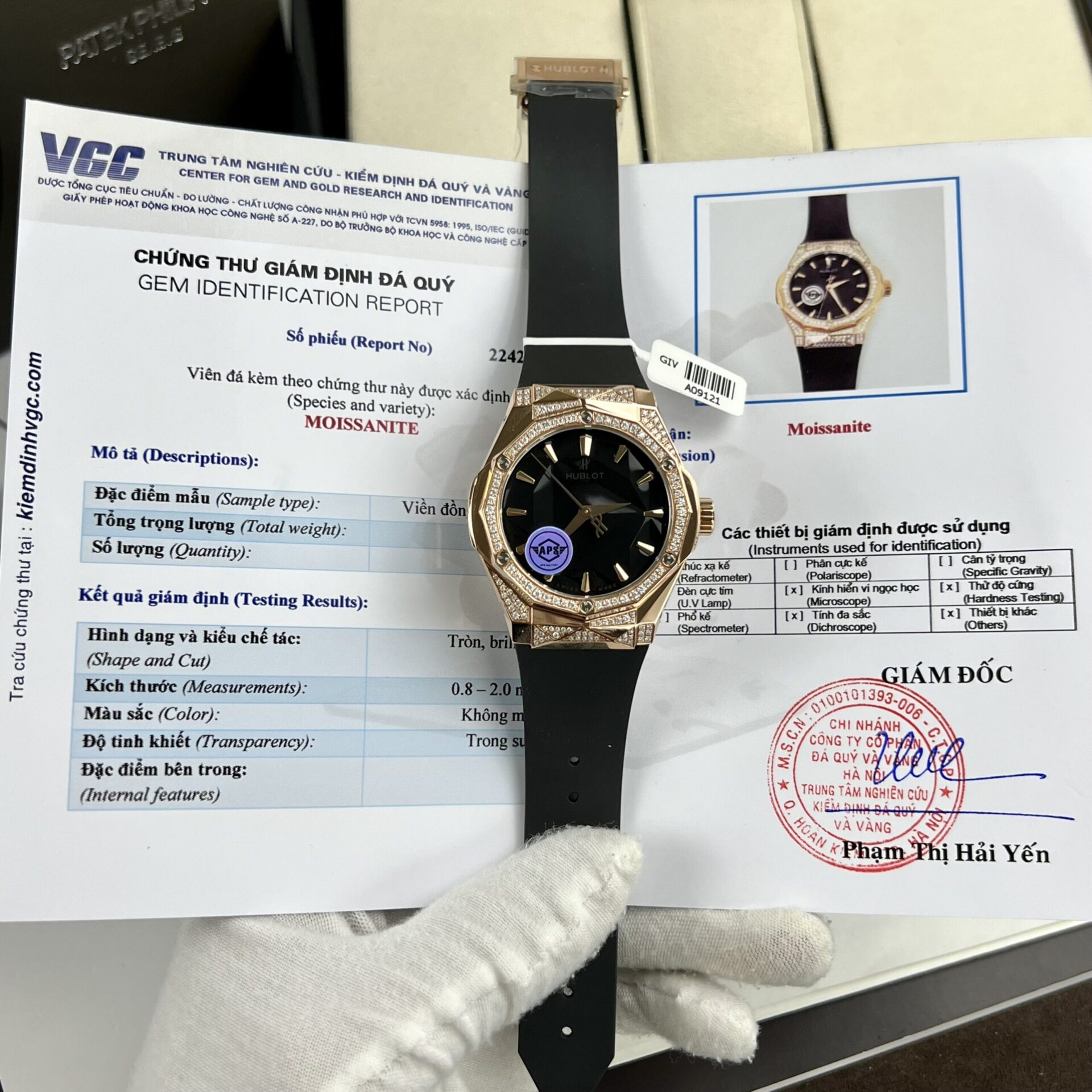 Hublot Replica Watch Big Bang One Click Custom Full Moissanite Diamonds 39mm