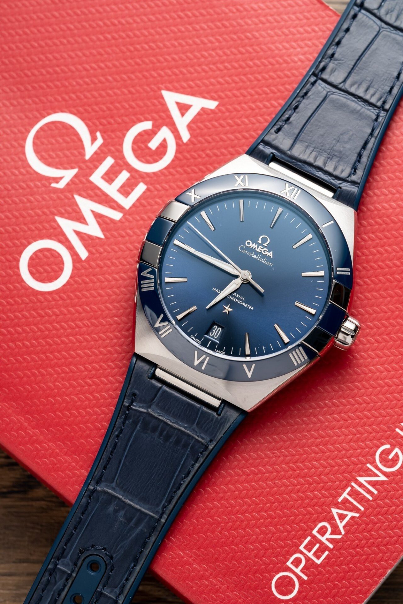 Omega Replica Watch Seamaster James Bond VS Factory 42mm