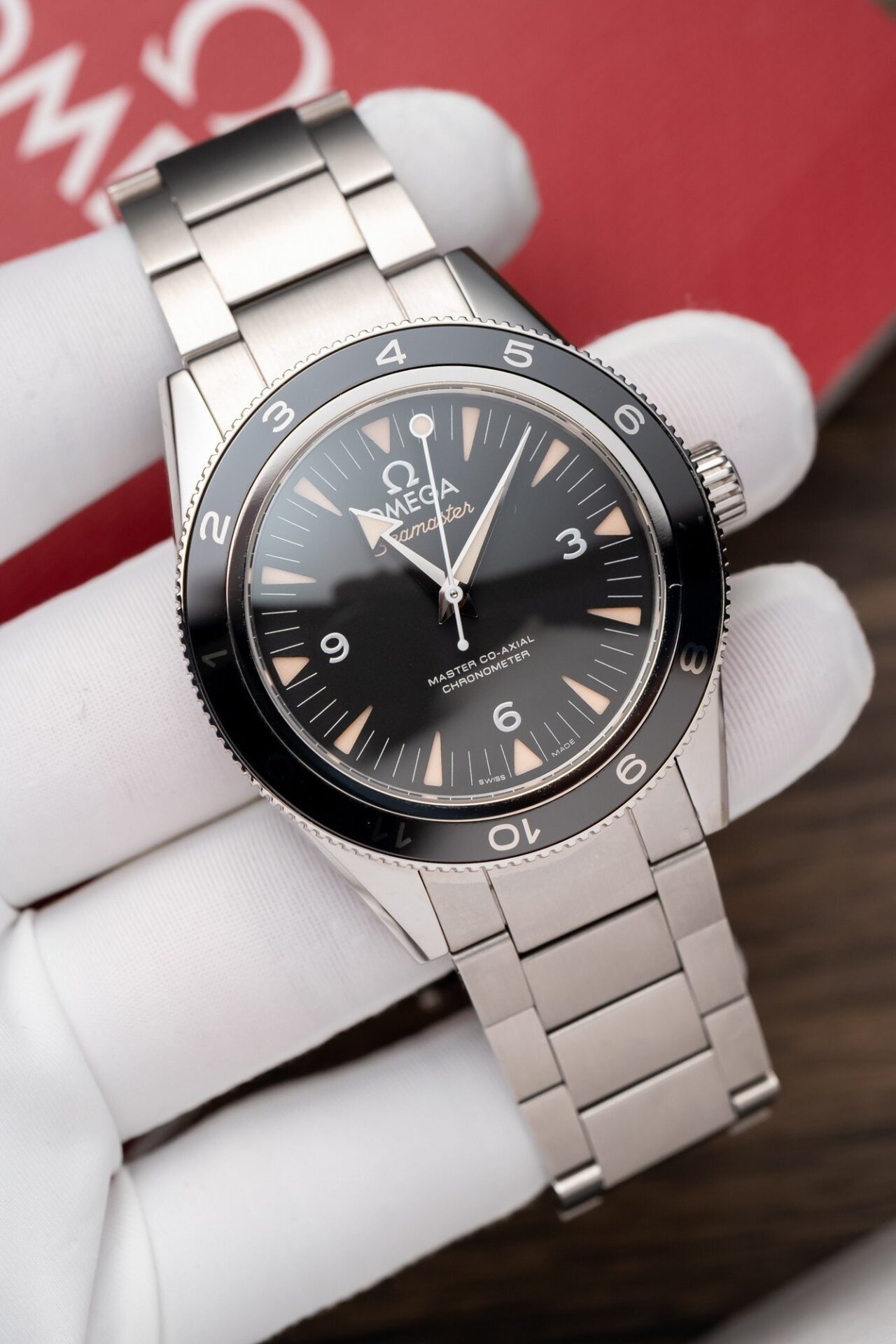 Omega Replica Watch Seamaster Demi Gold Black Dial VS Factory Demi Gold 42mm