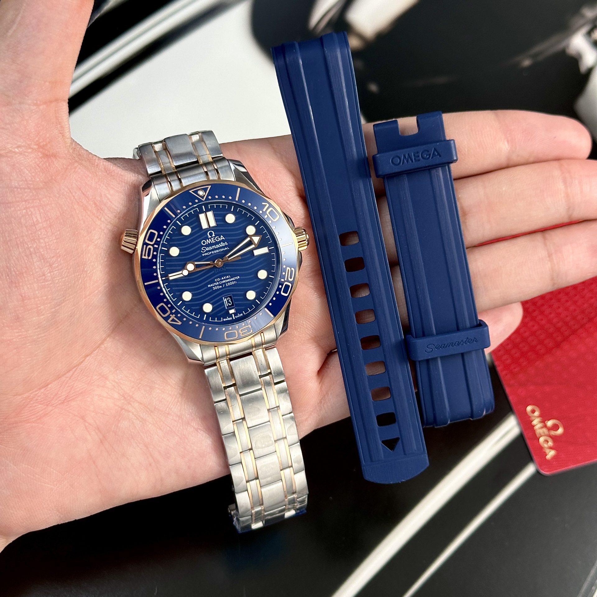 Omega Best Replica Watch Seamaster Diver 300M Dial Green VS Factory 42mm