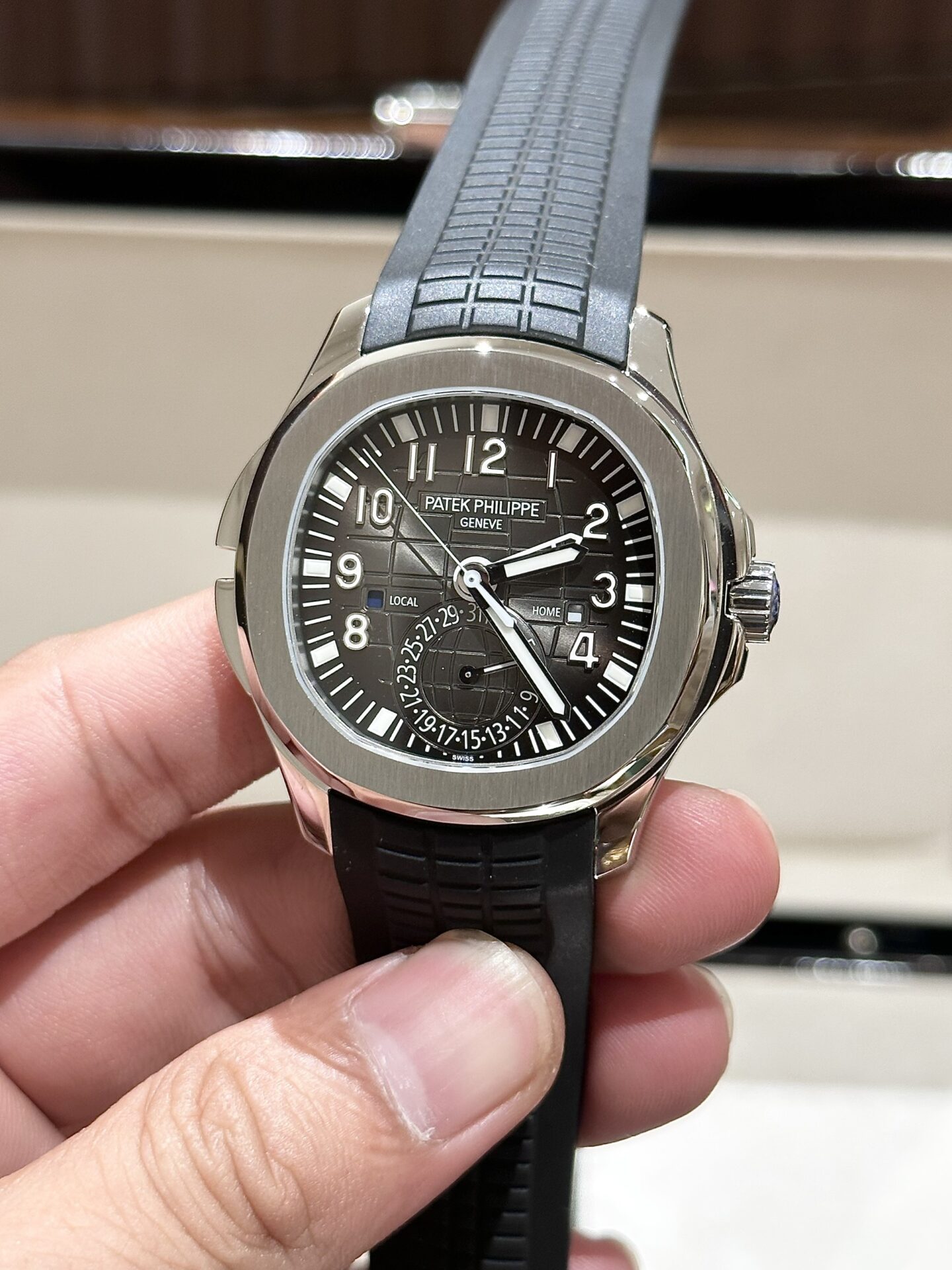 Patek Philippe Best Replica Watch Nautilus 5712R Brown Dial 18K Solid Gold 40mm