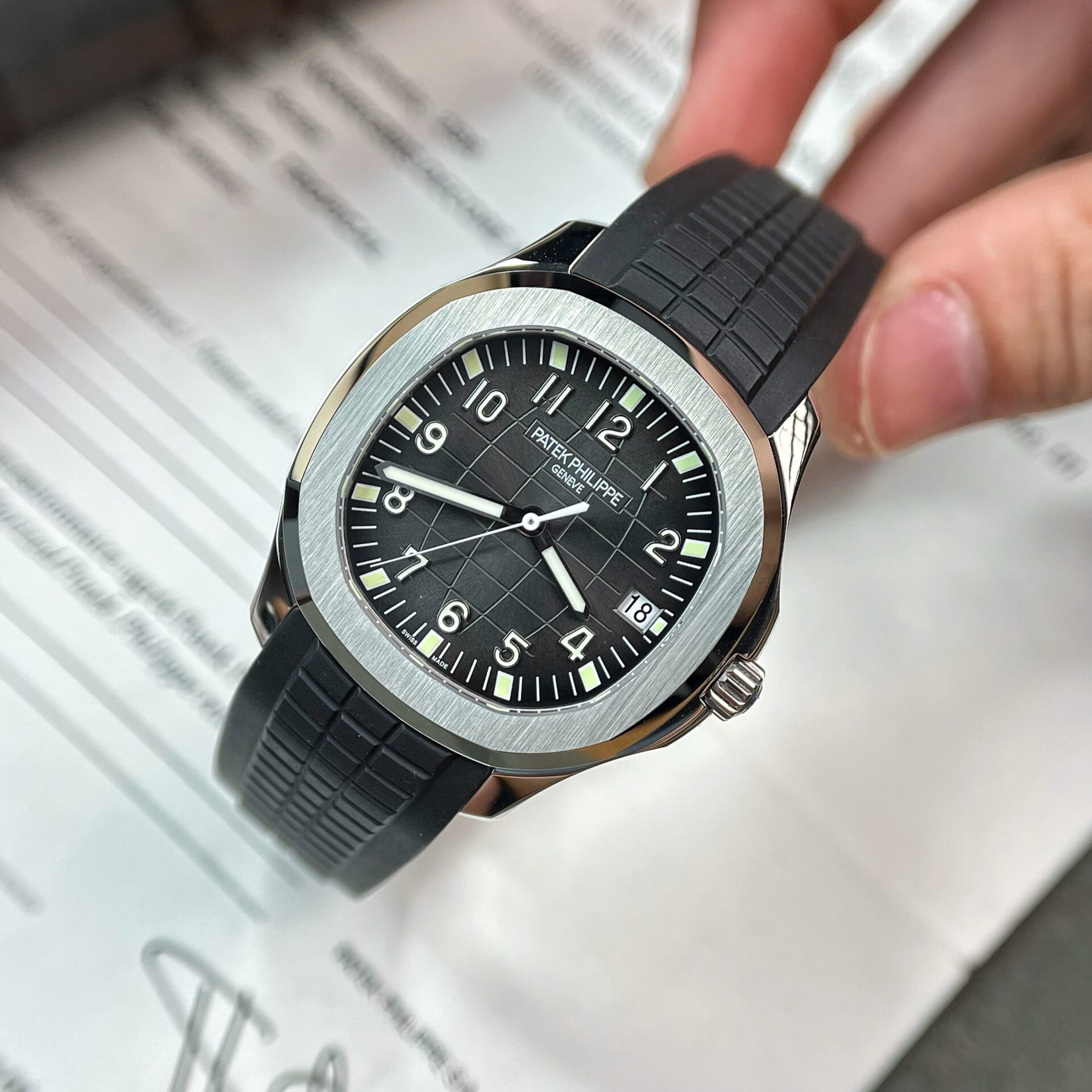 Patek Philippe Replica Watch Aquanaut 5067 Dial Brown Custom Diamonds Moissanite 35.6mm