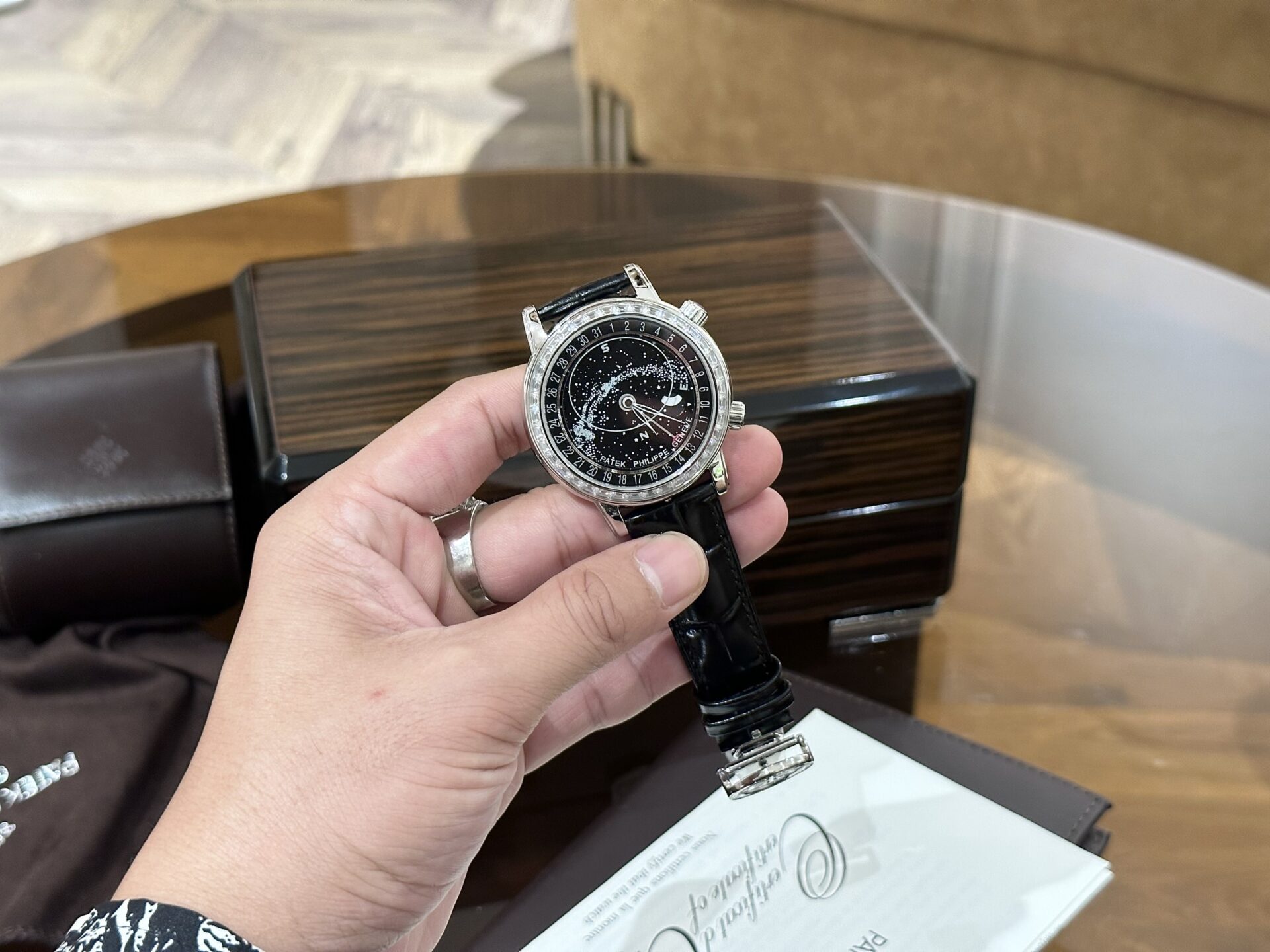 Patek Philippe Fake Watches Nautilus 7010 Womens Metal Wire 32mm