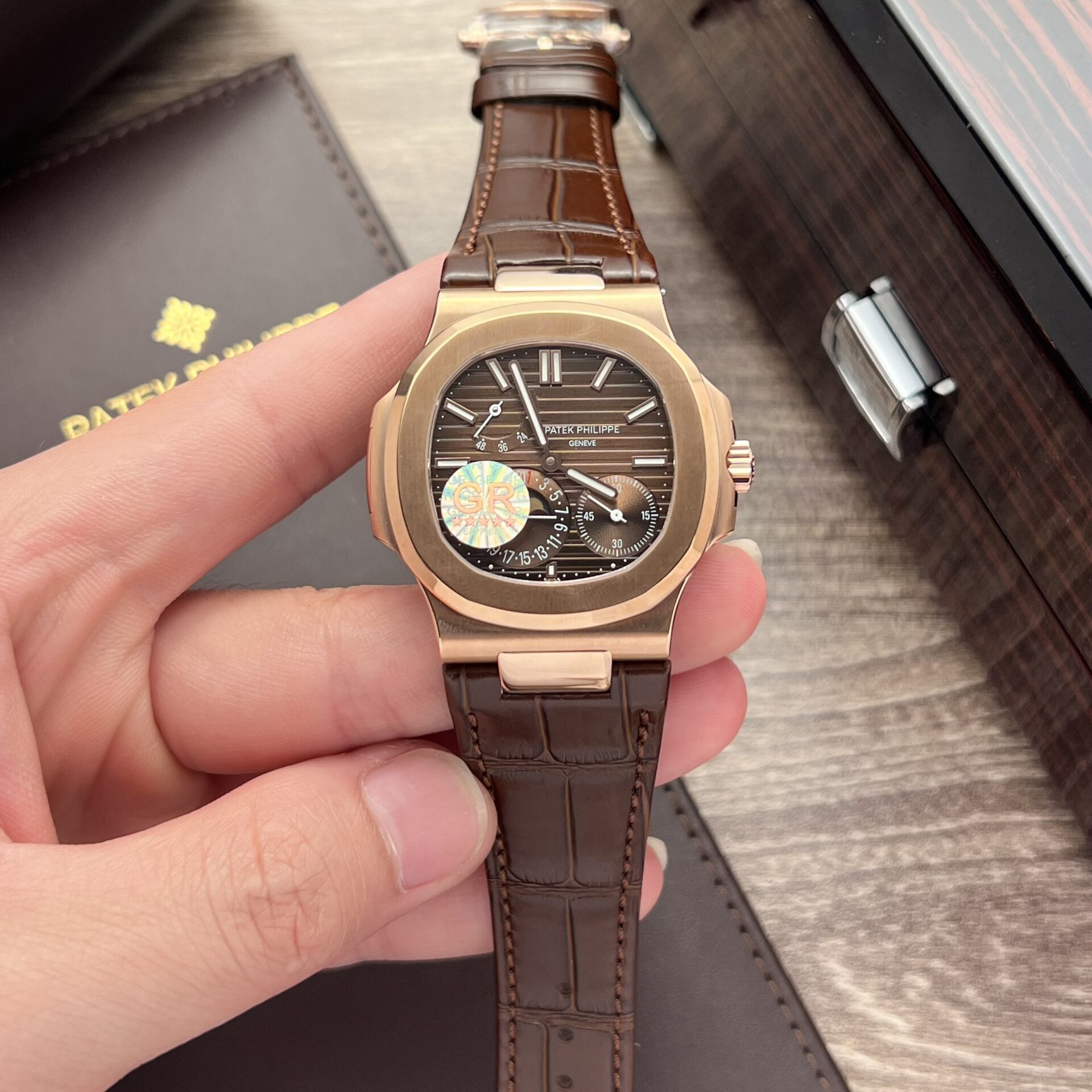 Patek Philippe Replica Watch Nautilus 7010 Rose Gold Womens 32mm