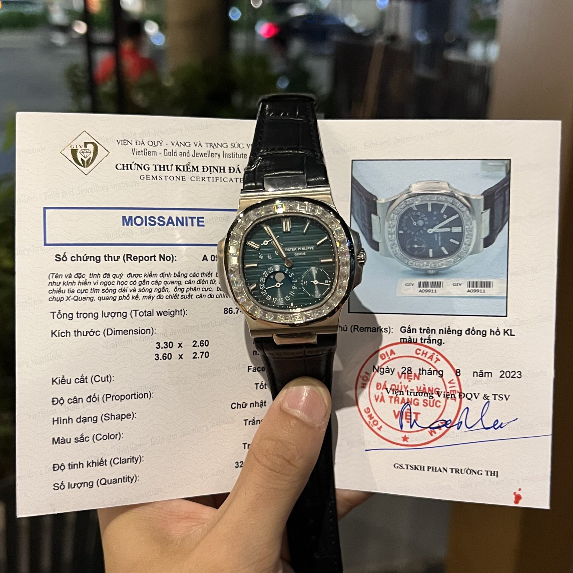Patek Philippe Replica Watch Complications 5905G Dial Green 42mm