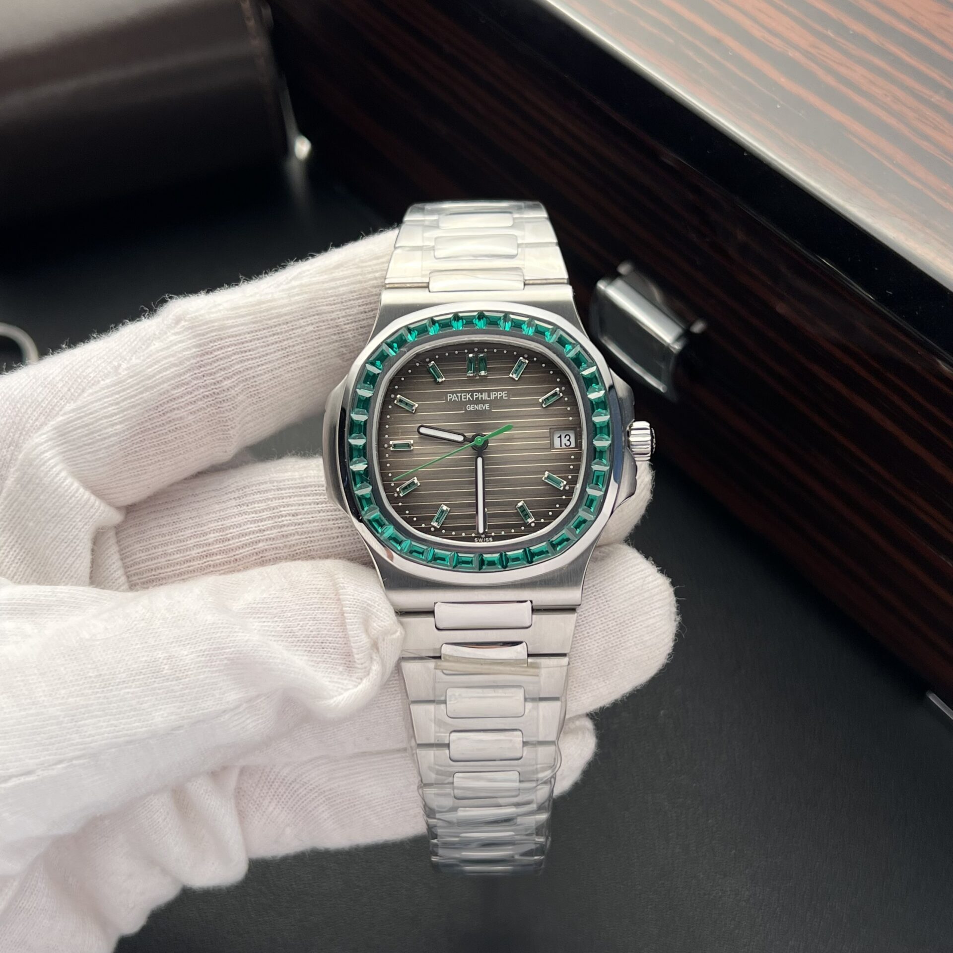 Patek Philippe Replica Watch Calatrava 5227G Mechanical Ivory Dial 3K Factory 39mm