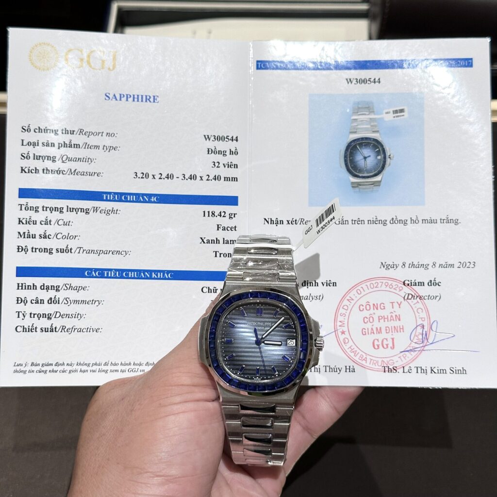 Patek Philippe Best Replica Watch Nautilus 5712 Custom Authentic Details 40mm