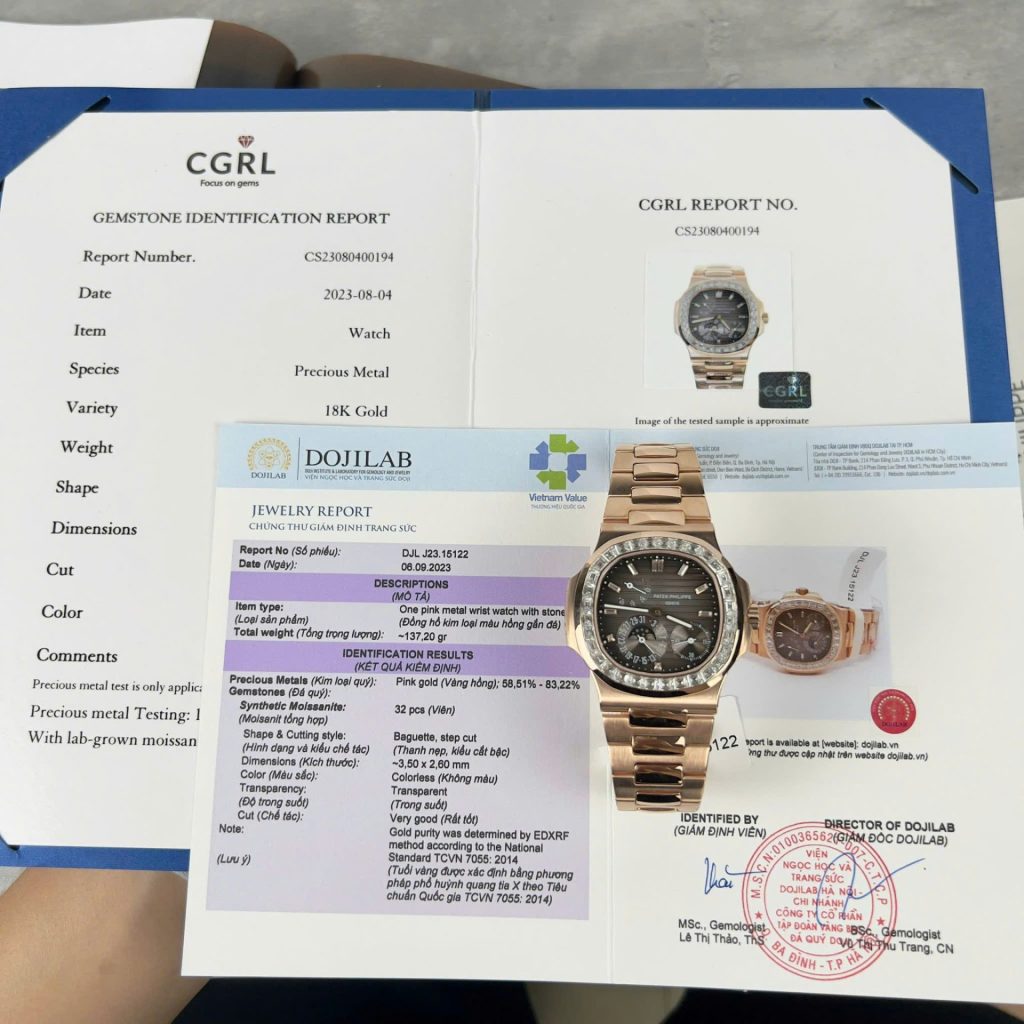 Patek Philippe Clone Watch Nautilus 5719 Full Diamonds Baguette 40mm