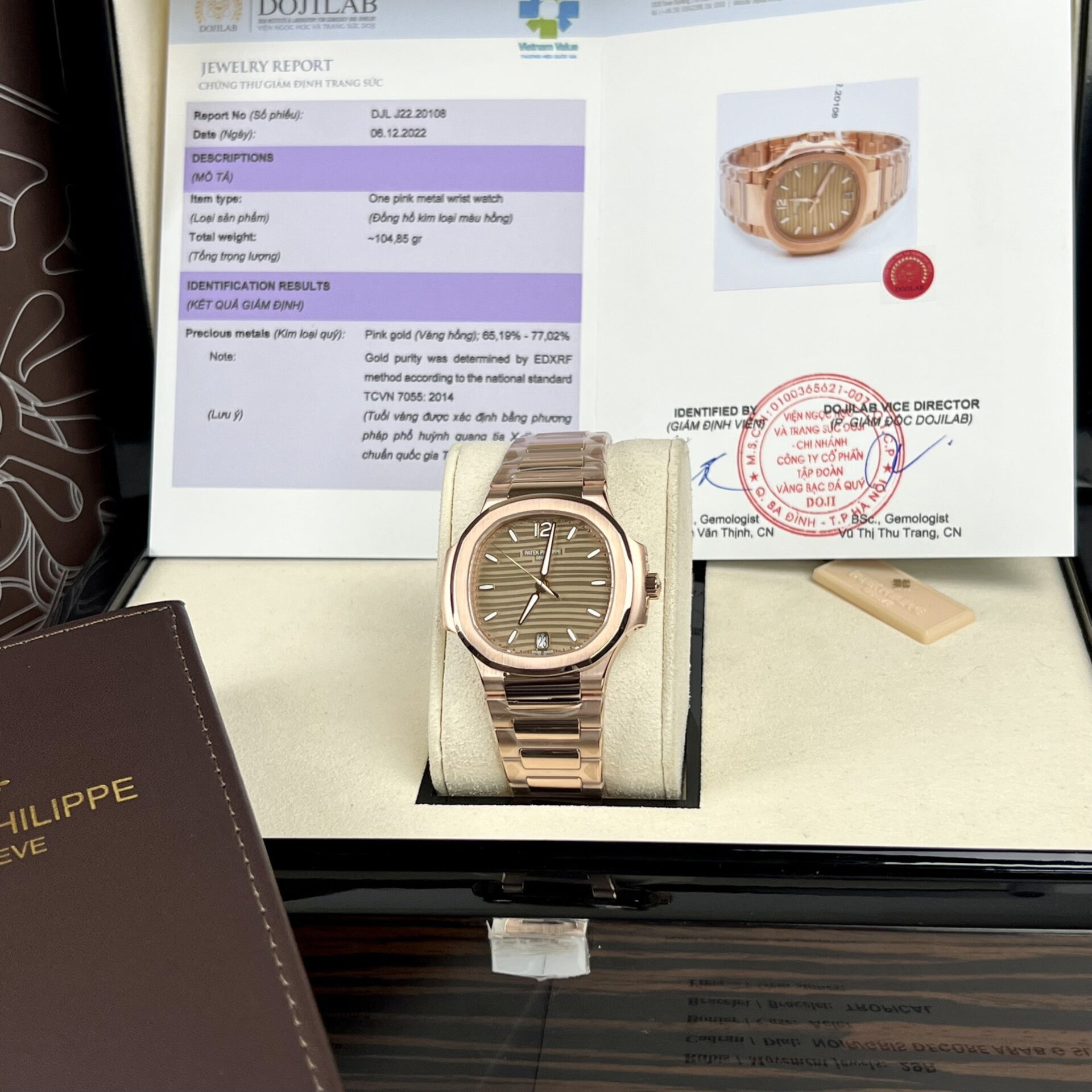 Patek Philippe Replica Watch Complications 5396G Dial Blue 38.5mm