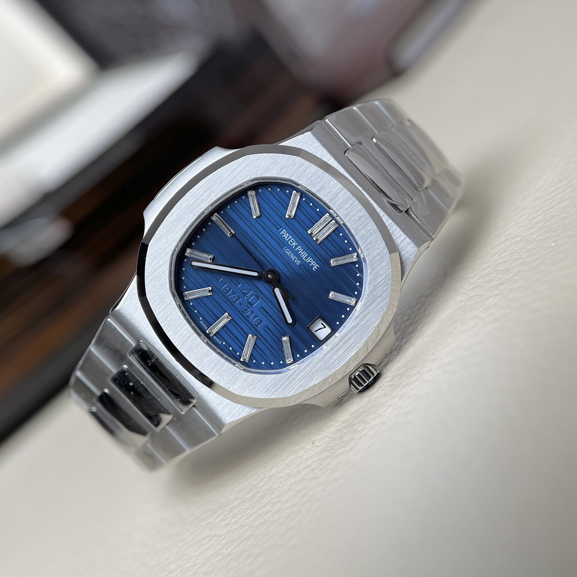 Patek Philippe Replica Watch Nautilus 7010 Rose Gold Womens 32mm