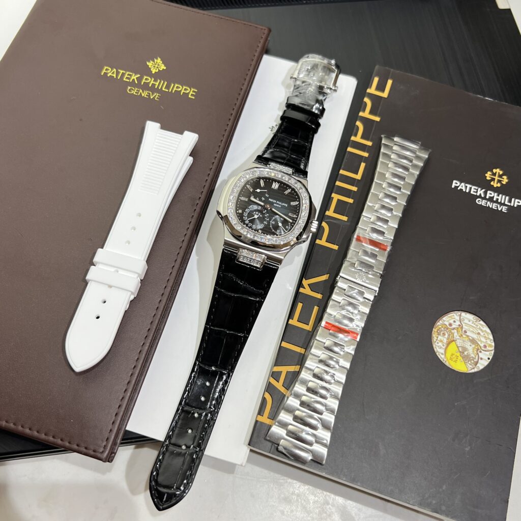 Patek Philippe Clone Watch Nautilus 5719 Full Diamonds Baguette 40mm