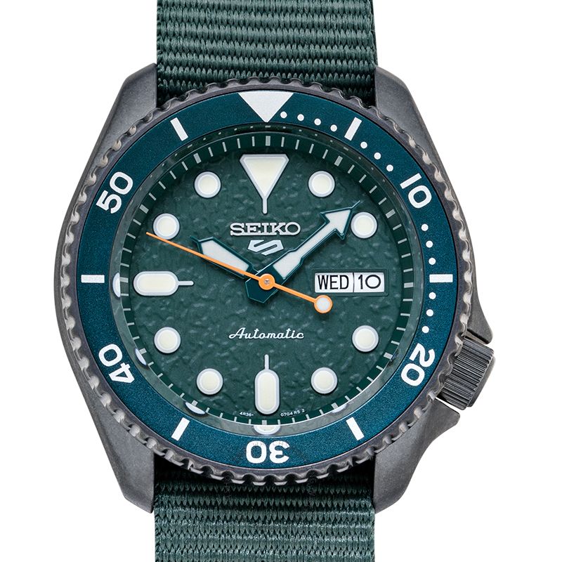 Seiko 5 Sports SRPD77K1