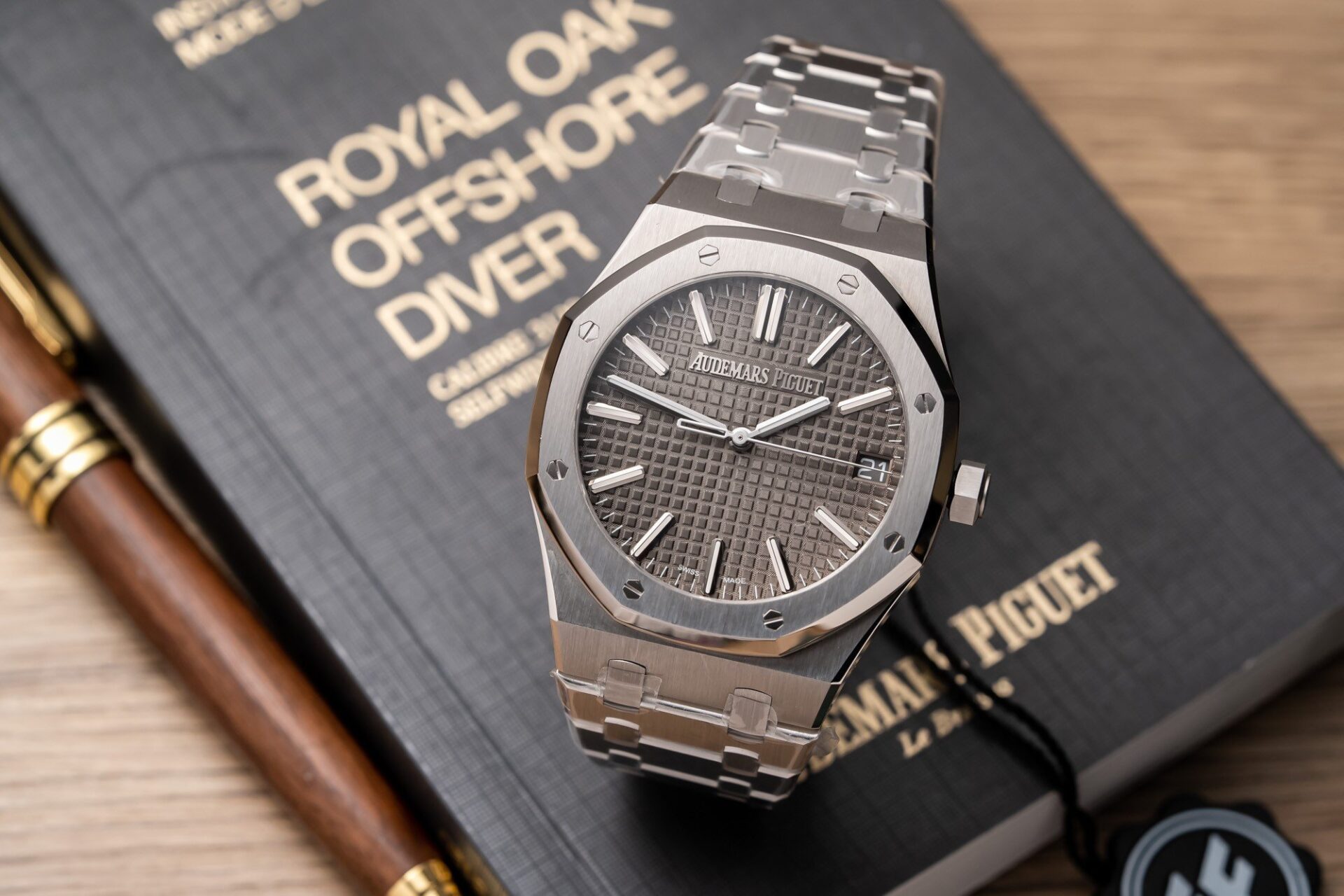 replica Audemars Piguet Replica Watches Royal Oak 15720ST Green Dial IP Factory 42mm WATCHES 1 