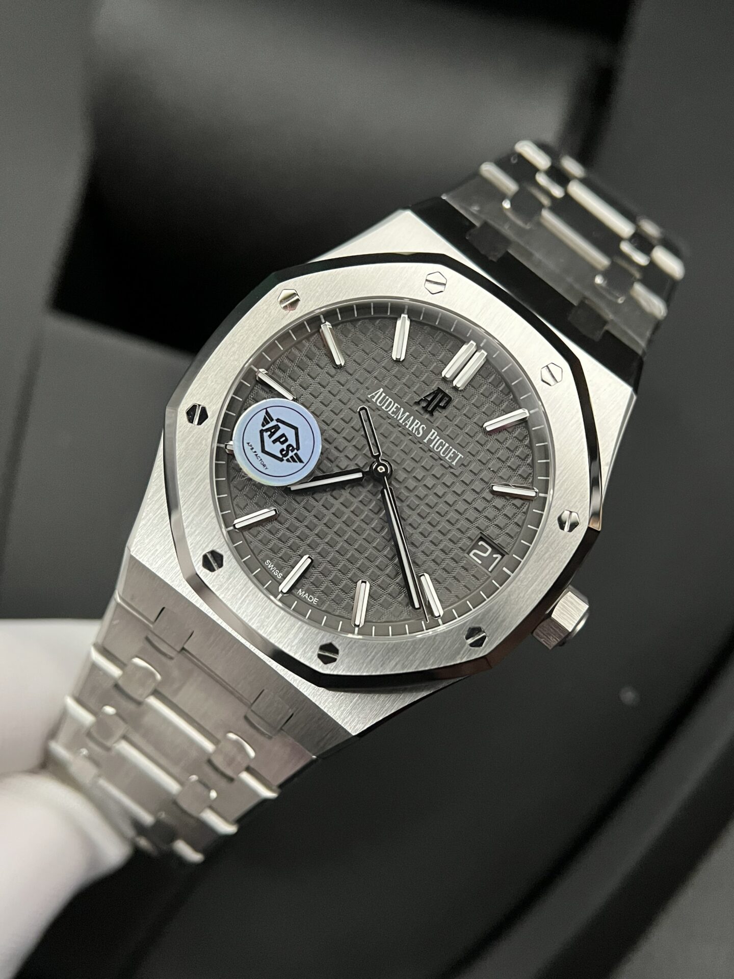 replica Audemars Piguet Replica Watches Royal Oak 26331 Frosted Gold 41mm WATCHES 1 