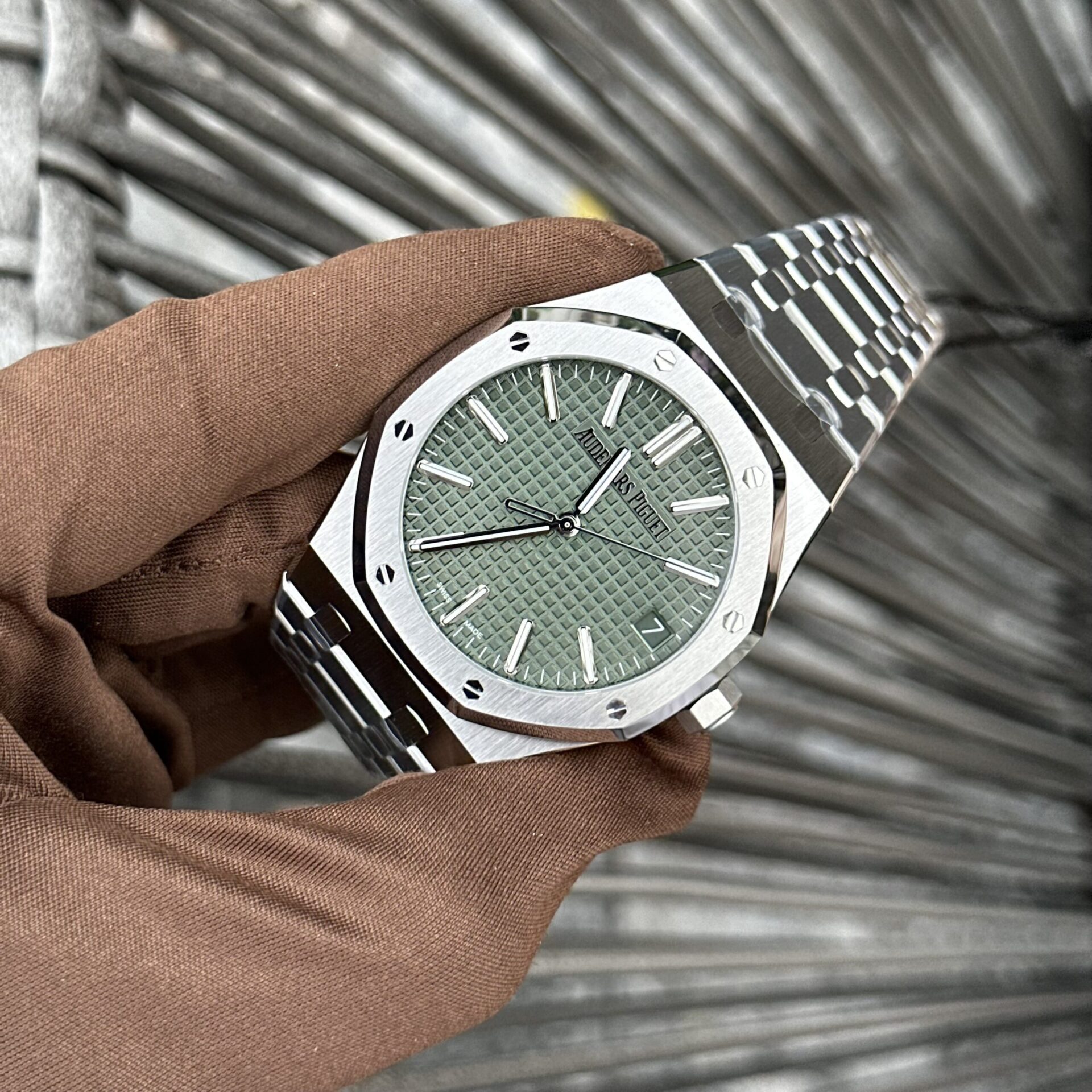 replica Audemars Piguet Replica Watch Royal Oak 15202OR Jumbo Gray Dial 39mm WATCHES 1 