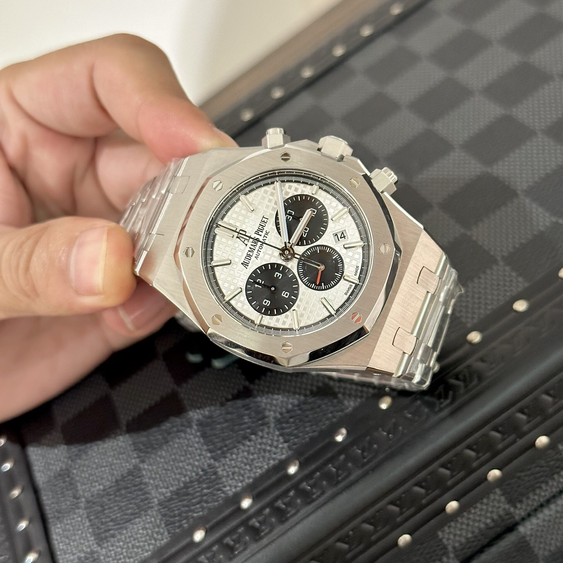 replica Audemars Piguet Replica Watches Royal Oak Jumbo Extra-Thin 15202ST Blue Dial 39mm WATCHES 1 