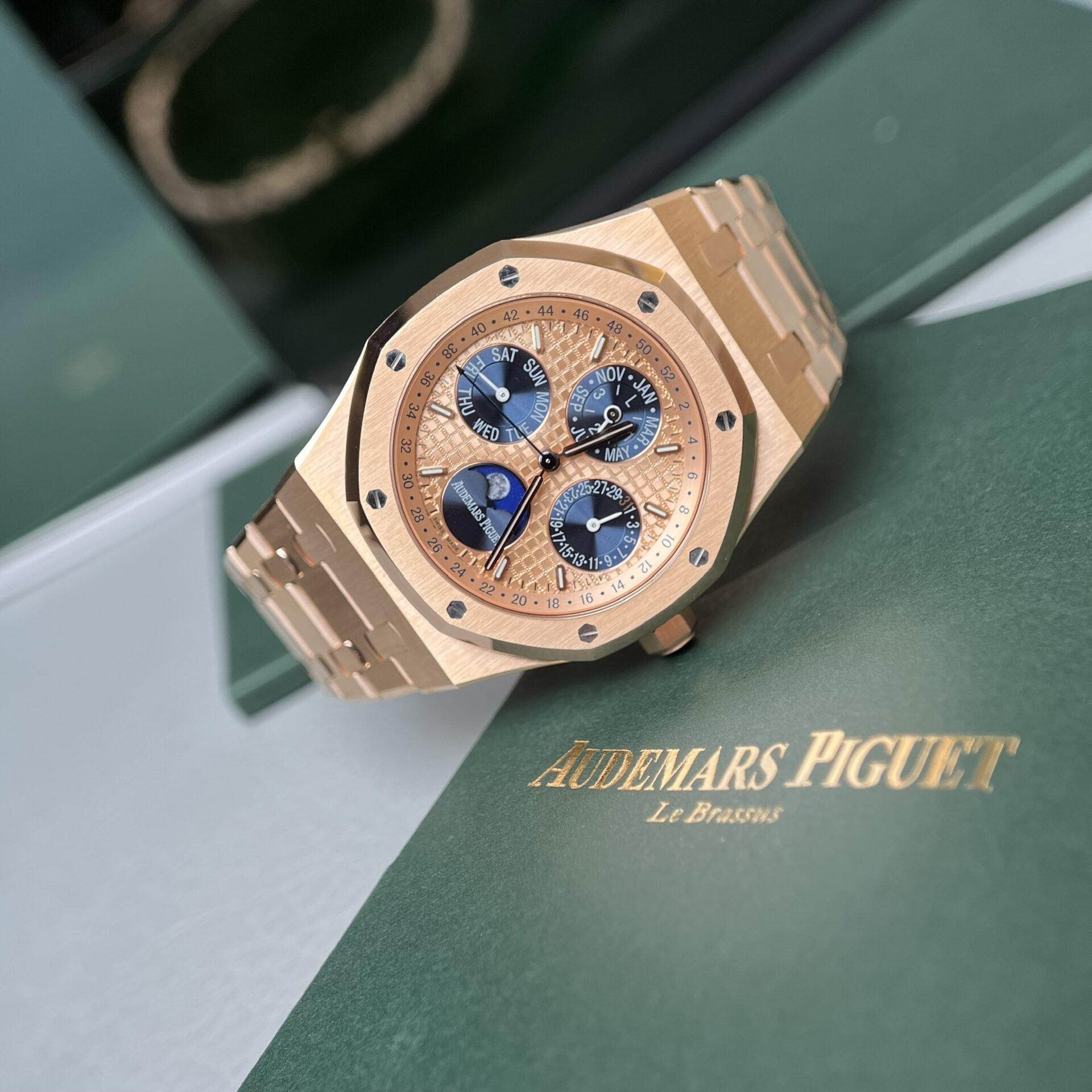 replica Audemars Piguet Replica Watches Royal Oak 26331OR White Dial ZF Factory 41mm WATCHES 1 