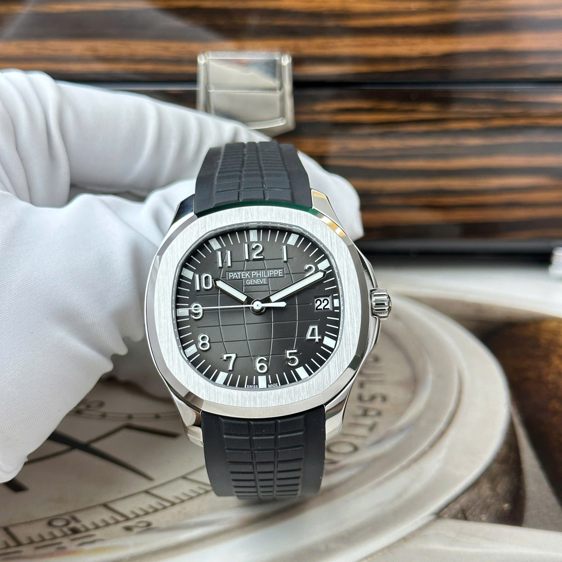 replica Patek Philippe Fake Watch Nautilus 7010 Gray Dial Womens 32mm WATCHES 1 