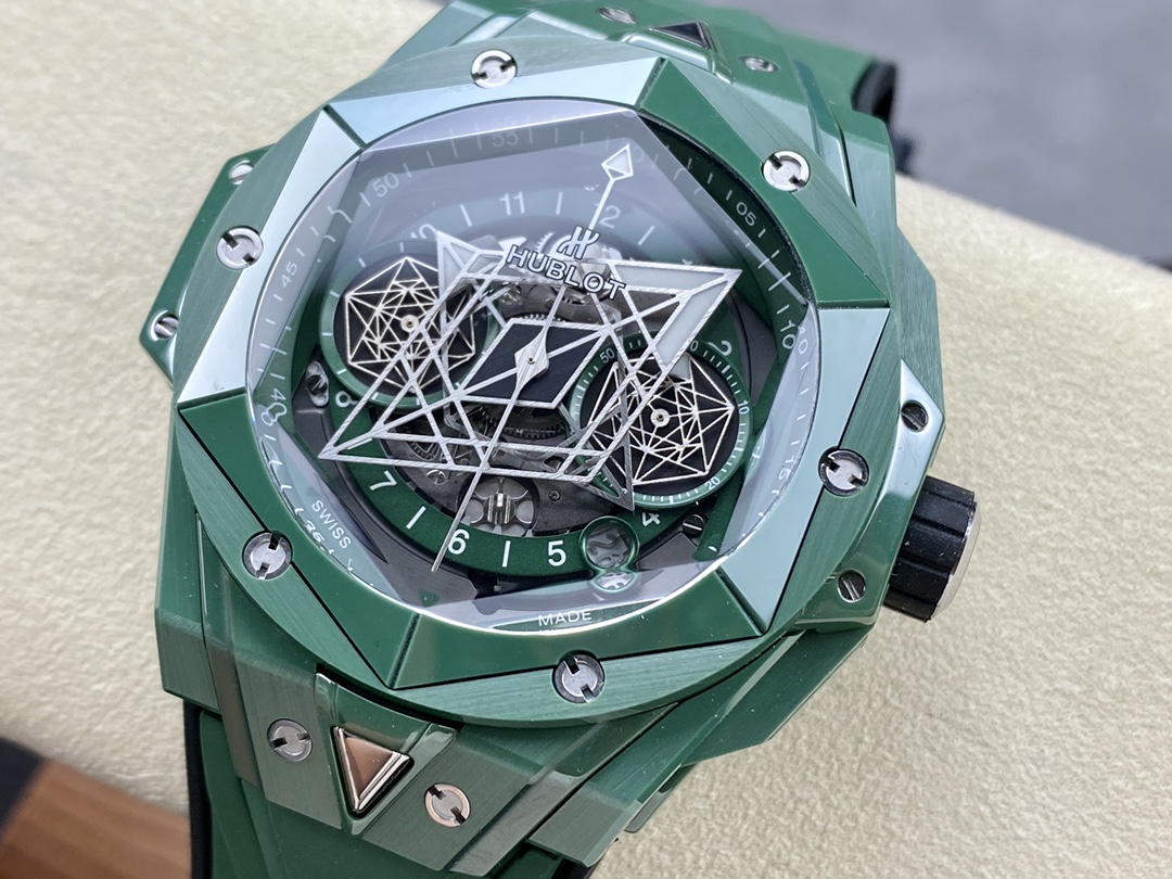 replica Hublot Fake Watch Big Bang Chronograph Blue Custom Moissanite Diamonds 44mm WATCHES 1 