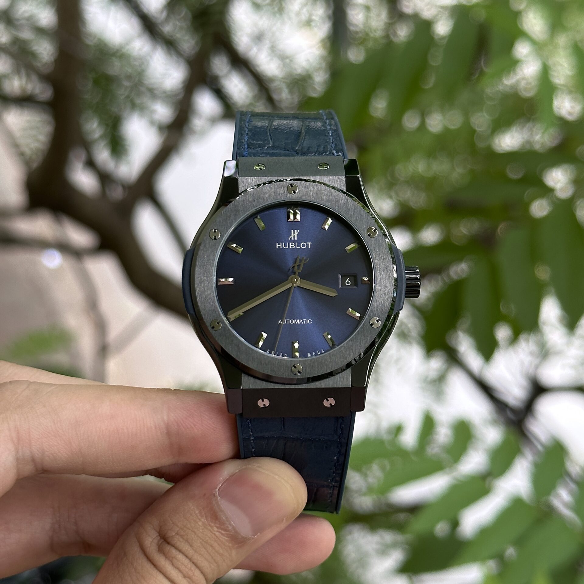 replica Hublot Replica Watch Spirit Of Big Bang King Gold Black Dial 42mm WATCHES 1 