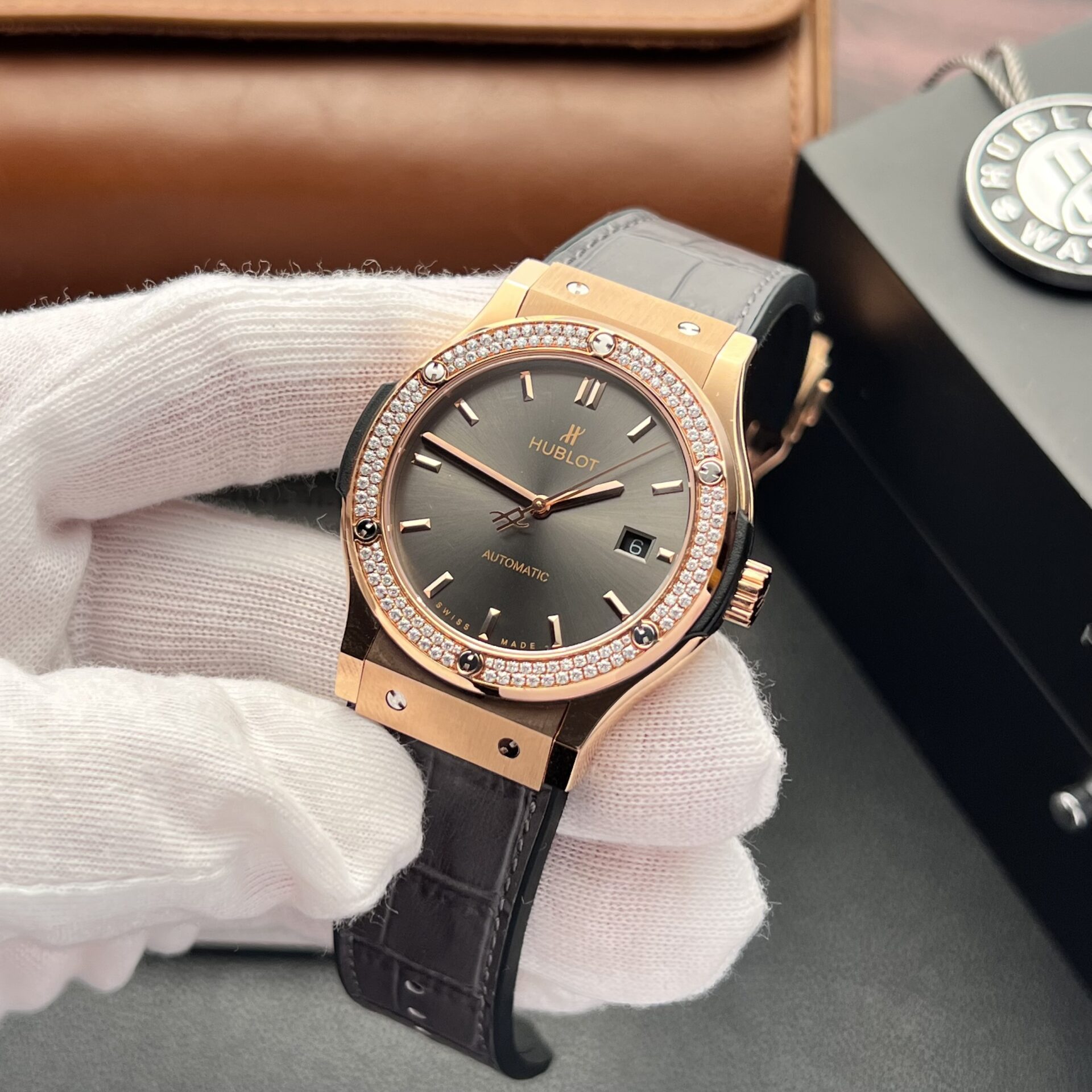 replica Hublot Best Replica Watches Classic Fusion Ceramic Demi Gold Dial Carbon 42mm WATCHES 1 
