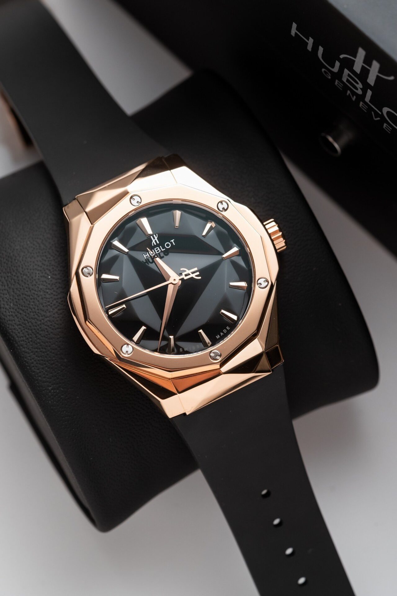 replica Hublot Best Fake Watches Classic Fusion Ceramic Demi King Gold 42mm WATCHES 1 