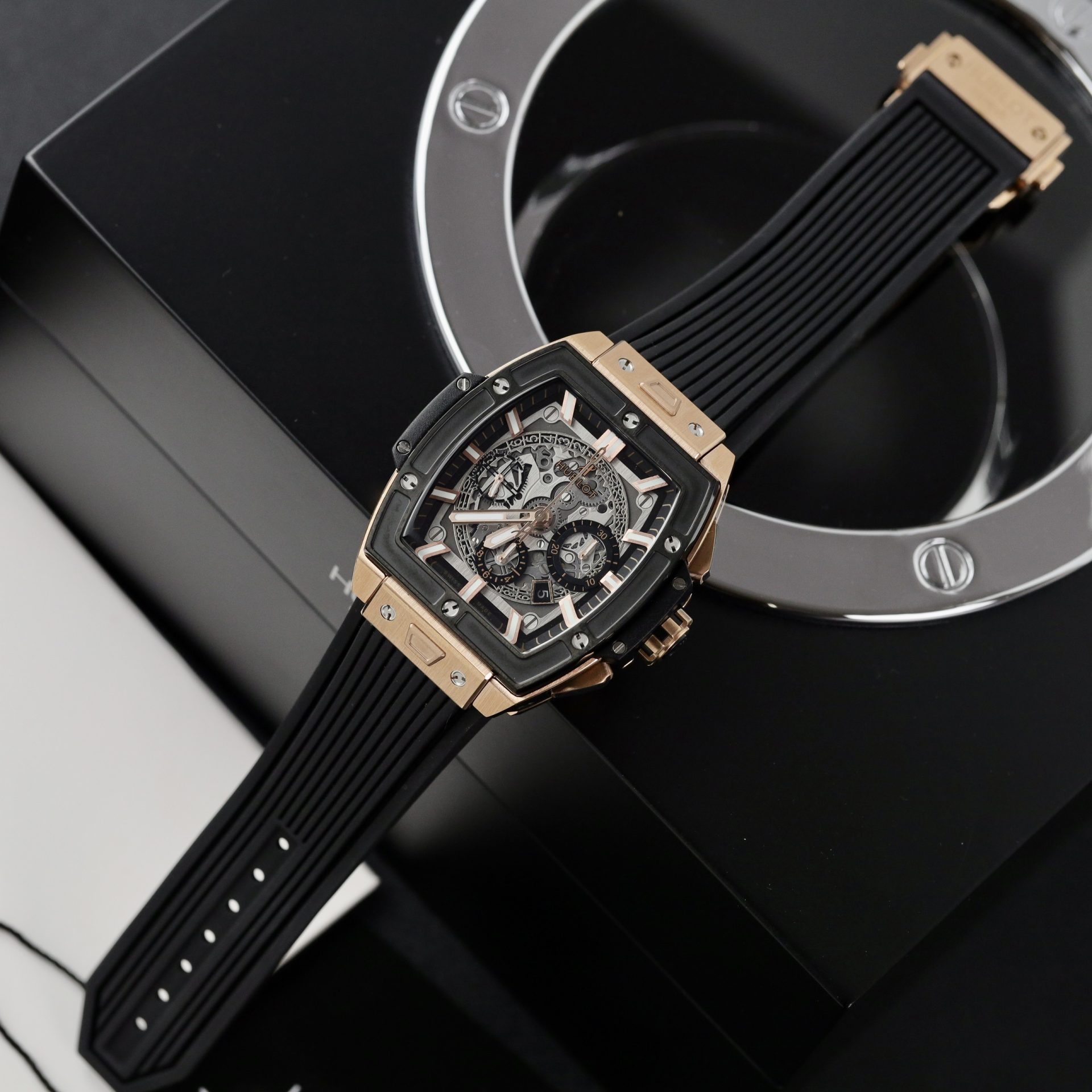 replica Hublot Best Replica Watch Classic Fusion Custom Natural Diamonds 42mm WATCHES 1 