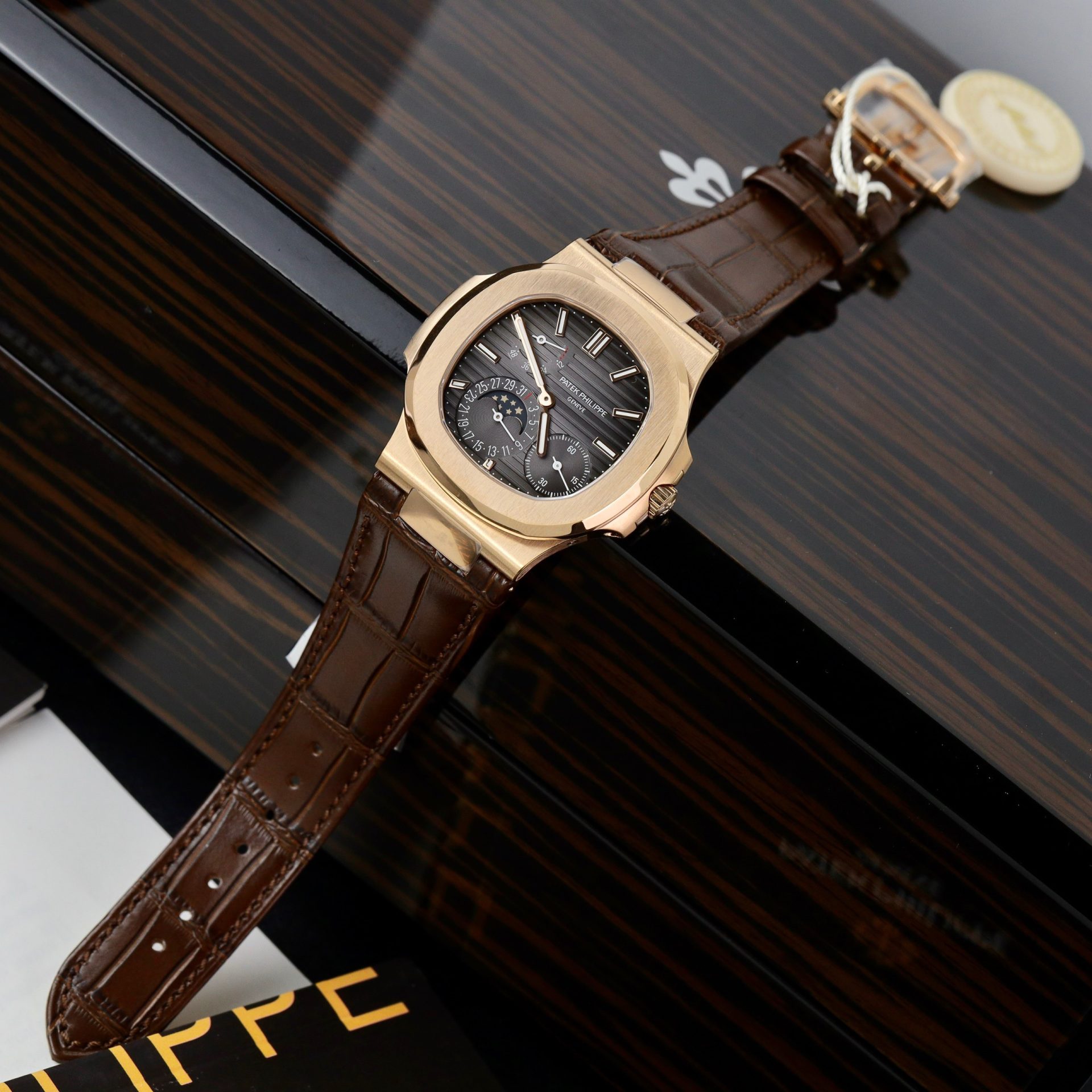 replica Patek Philippe Replica Watch Aquanaut 5067 Dial Brown Custom Diamonds Moissanite 35.6mm WATCHES 1 