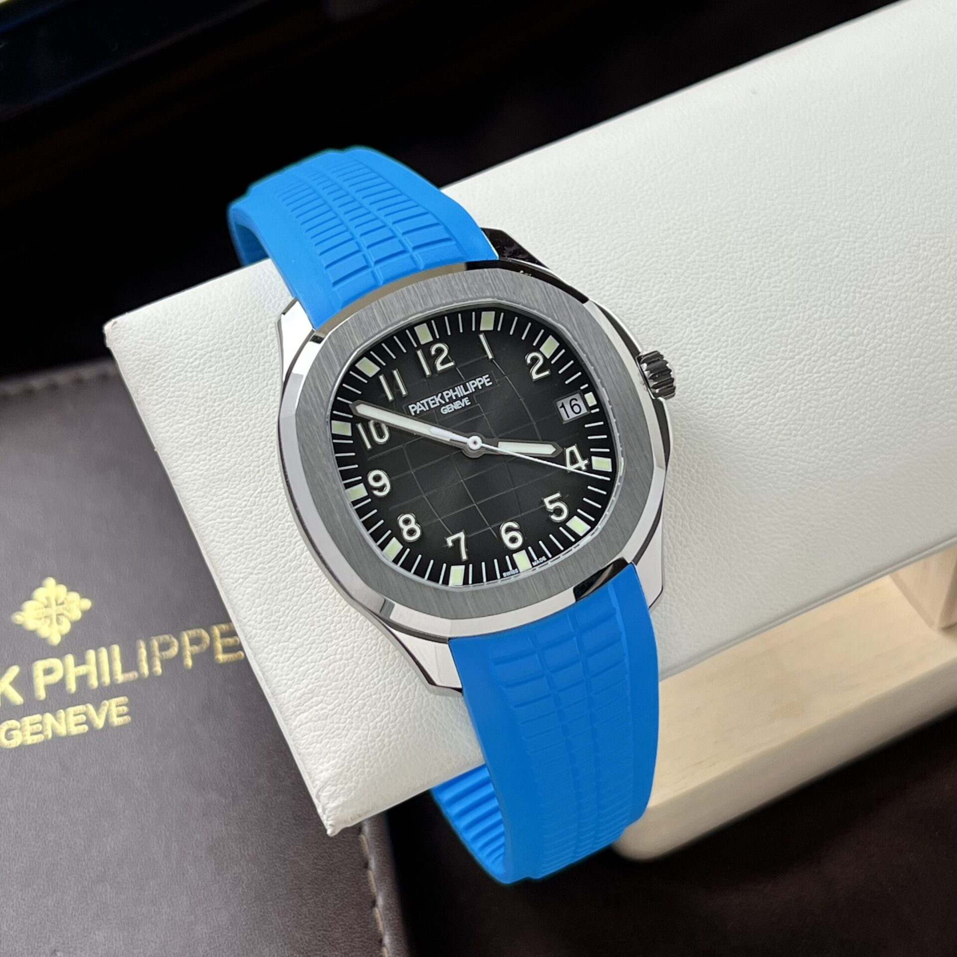 replica Patek Philippe Replica Watch Aquanaut 5167 Custom Moissanite Diamonds 3K Factory 40mm WATCHES 1 