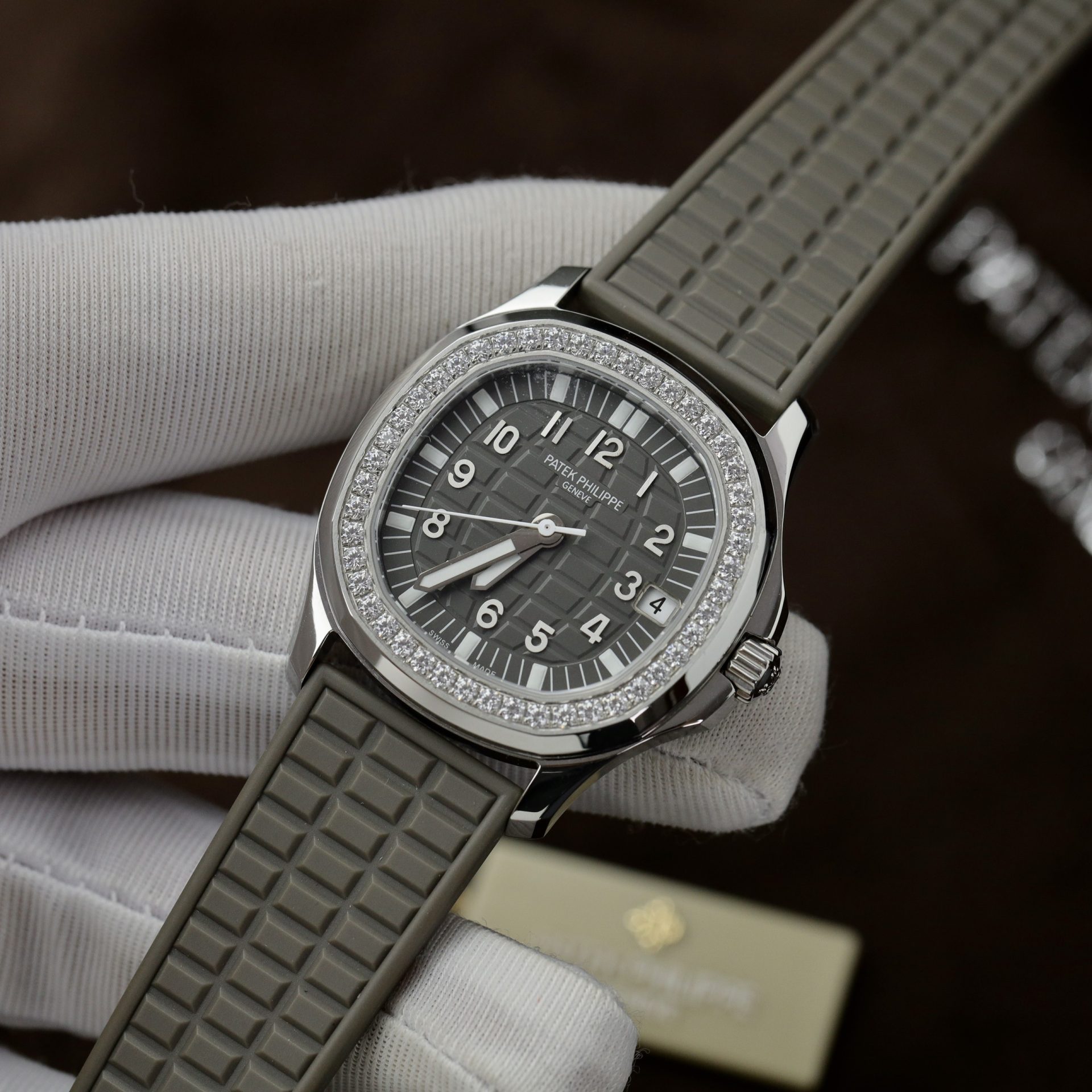 replica Patek Philippe Clone Watch Nautilus 7010 Womens White Dial 32mm WATCHES 1 