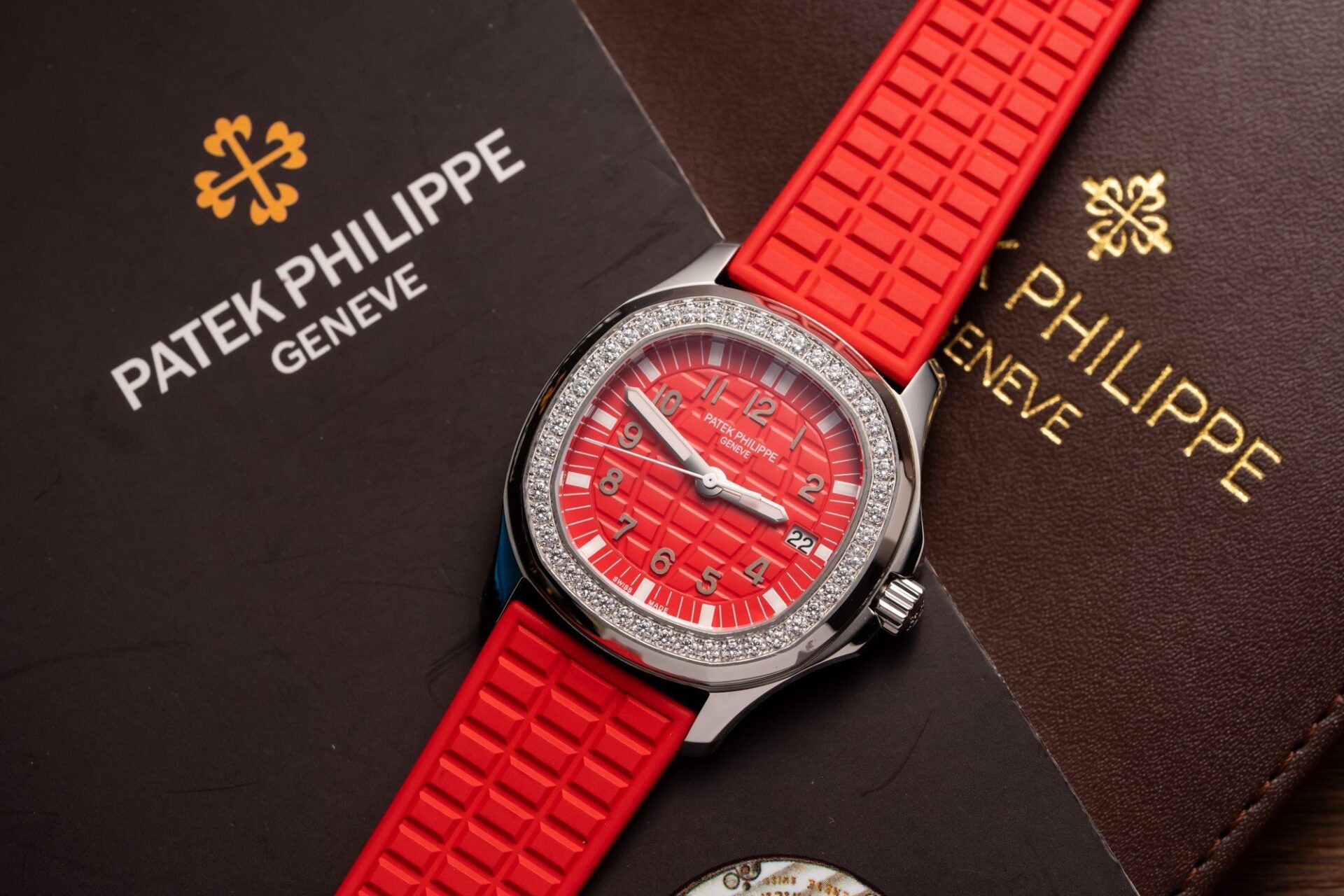 replica Patek Philippe Replica Watch Complications 5905G Dial Black 42mm WATCHES 1 