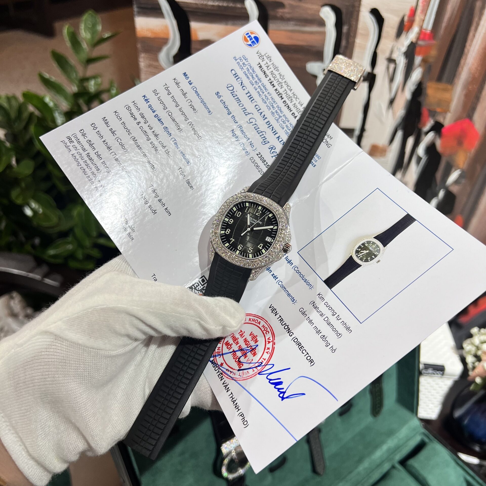 replica Patek Philippe Best Replica Watch Nautilus 5719 Custom CVD Diamond And White Gold 40mm WATCHES 1 