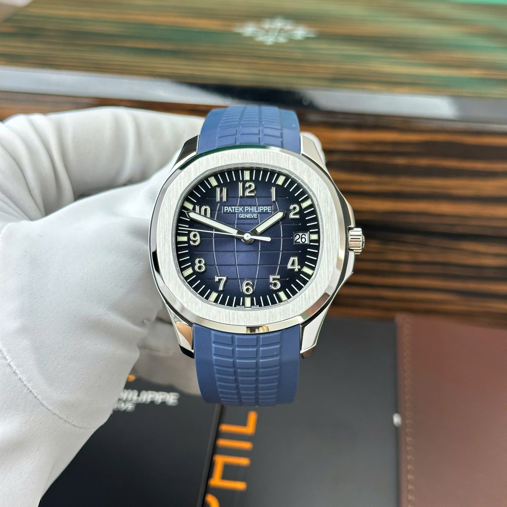 replica Patek Philippe Best Replica Watch Nautilus 5712 Custom Authentic Details 40mm WATCHES 1 