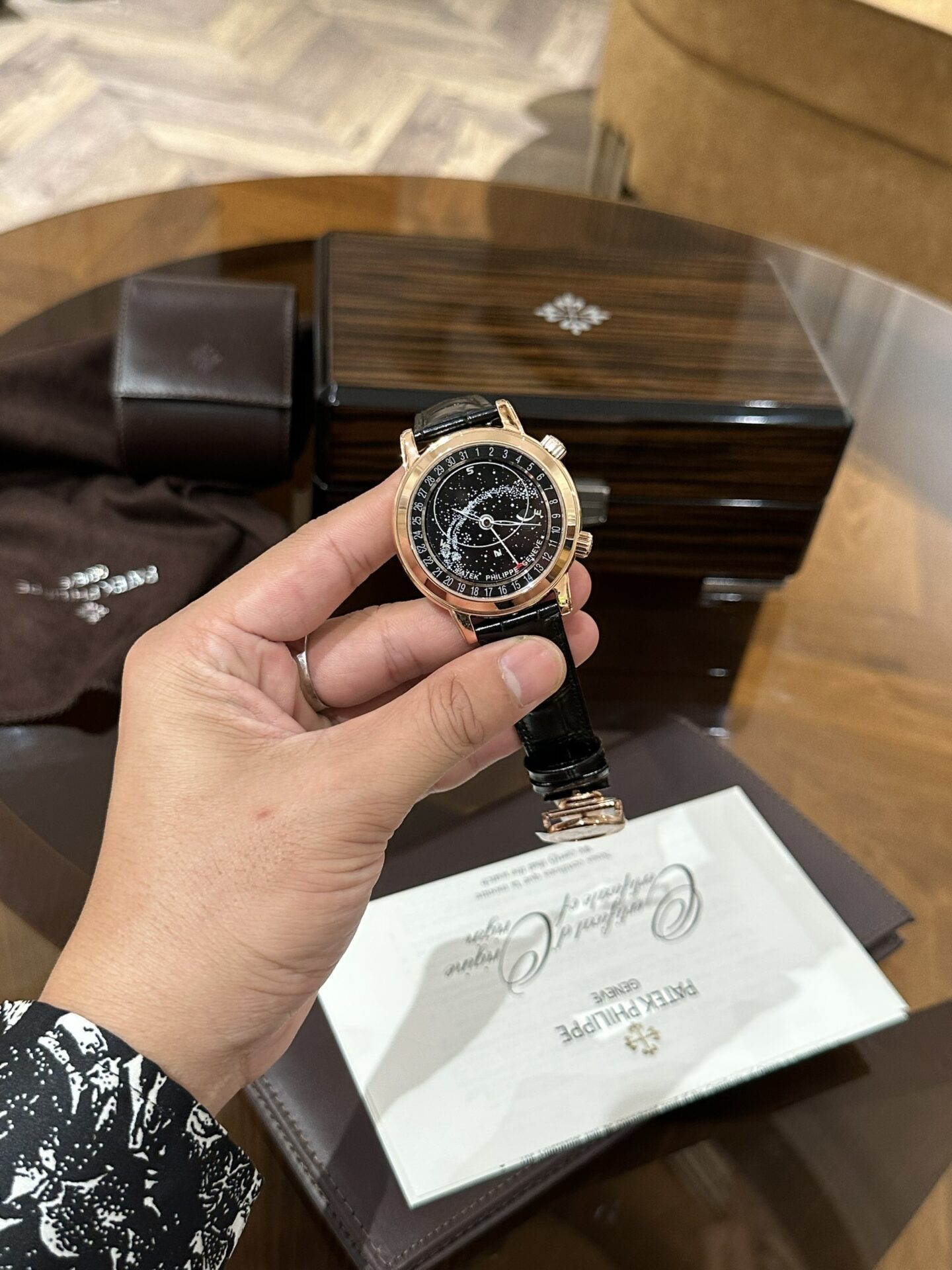 replica Patek Philippe Replica Watch Nautilus 7010 Rose Gold Womens 32mm WATCHES 1 
