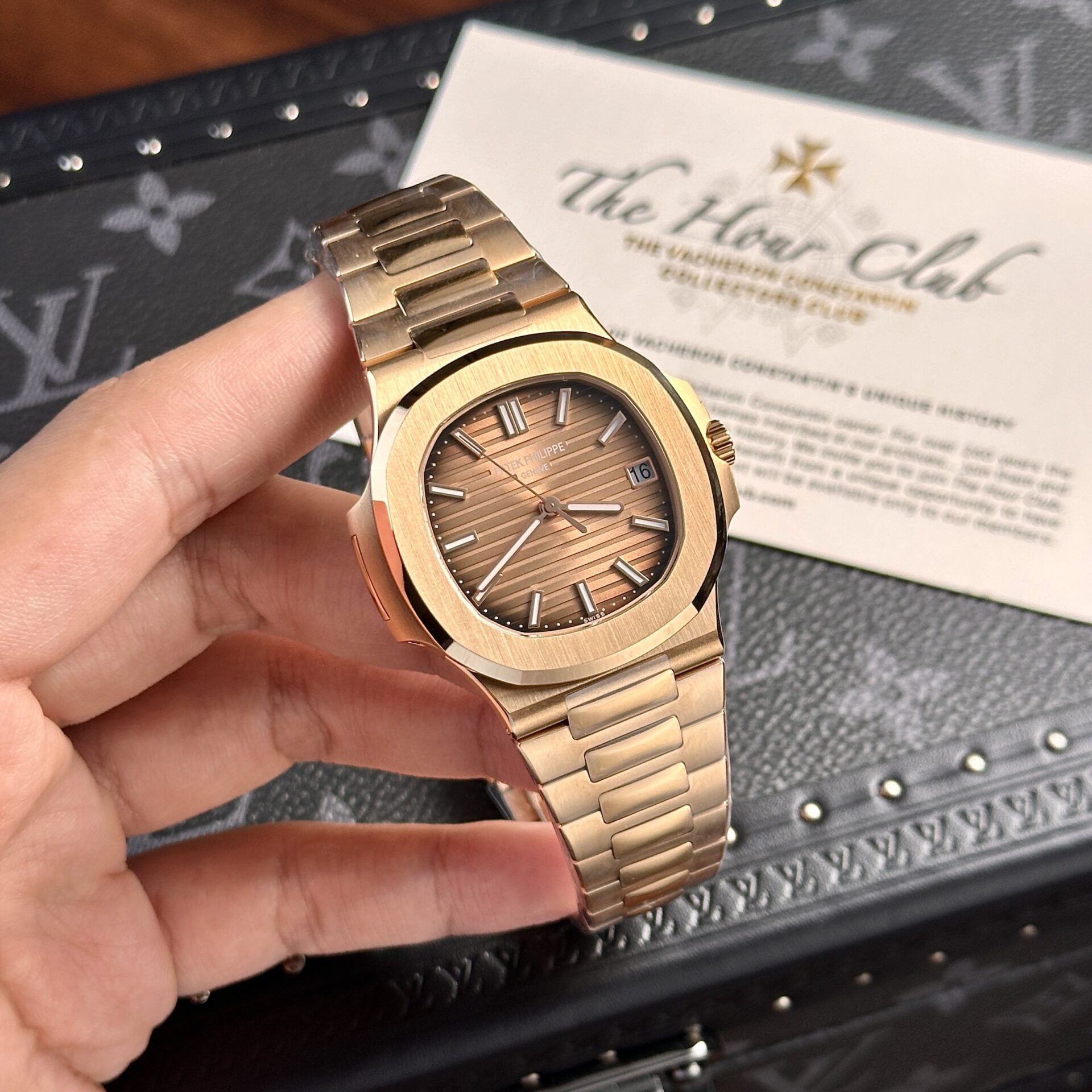 replica Patek Philippe Clone Watch Nautilus 7010 Womens White Dial 32mm WATCHES 1 